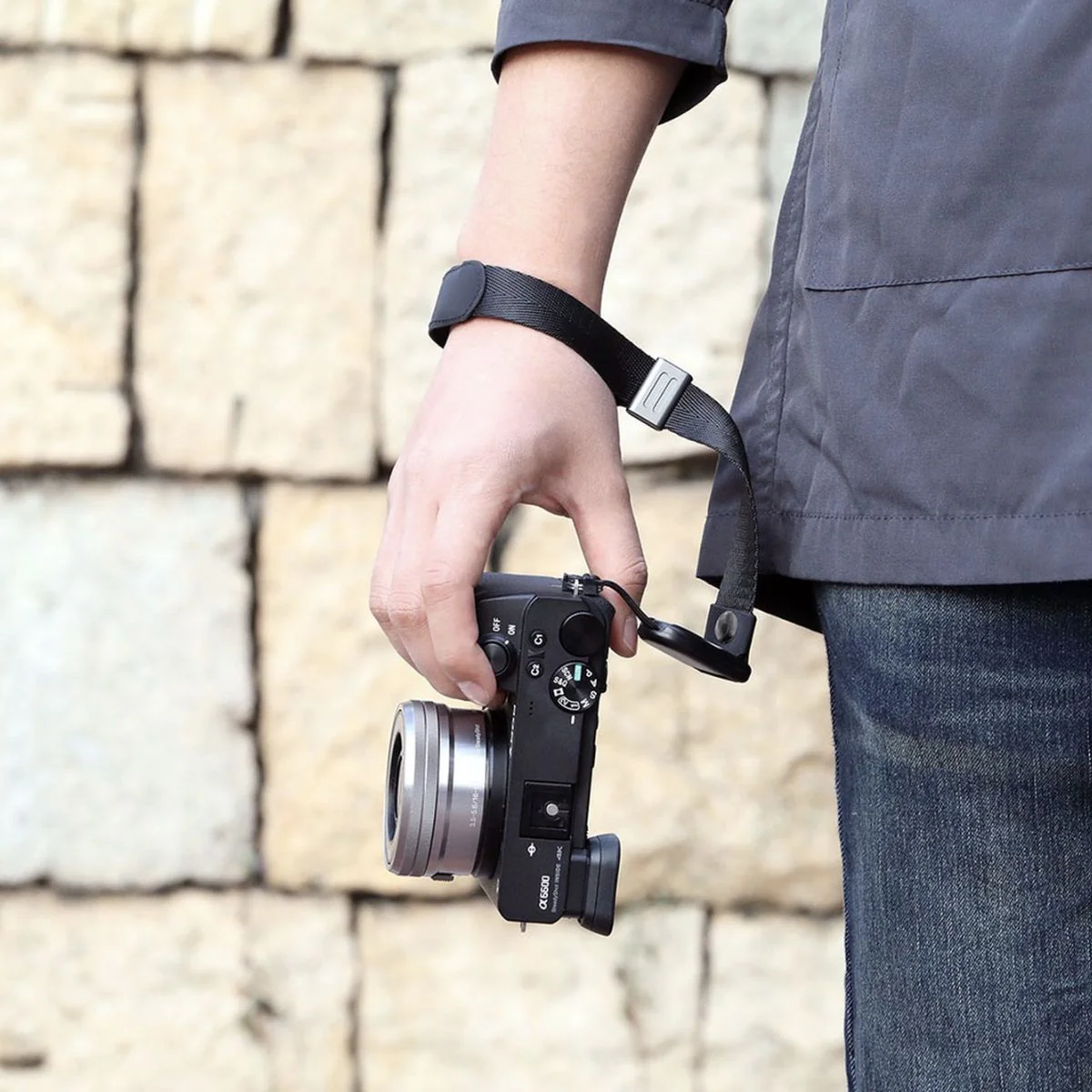 SmallRig 2398 Camera Wrist Strap - Image 2