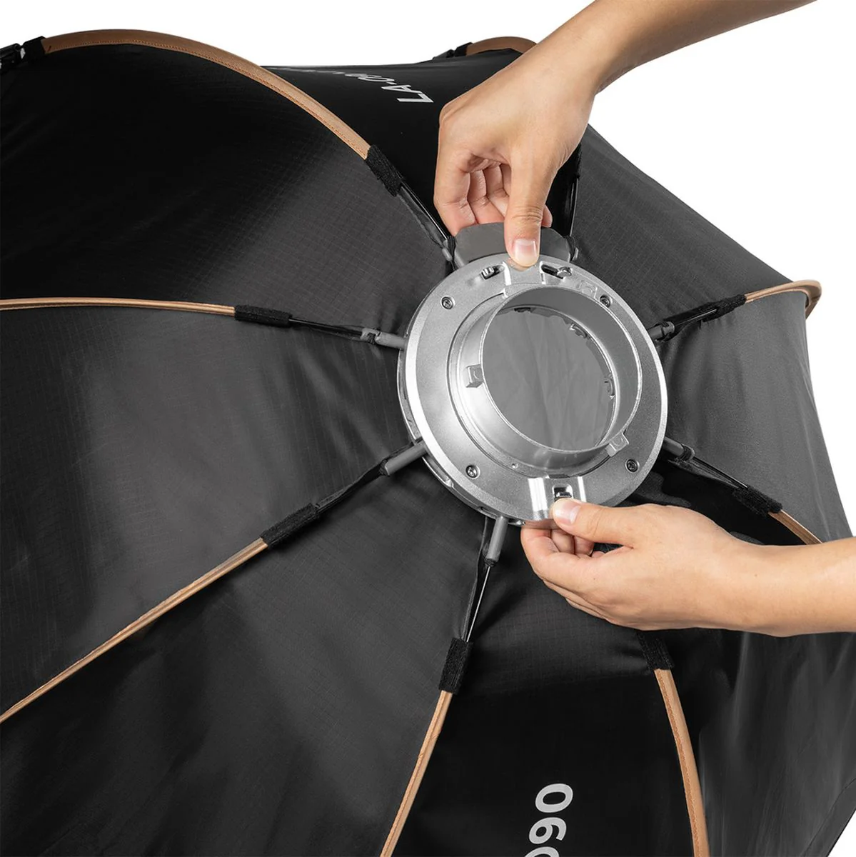 SmallRig 4633 LA O90 Octagonal Softbox - Image 4