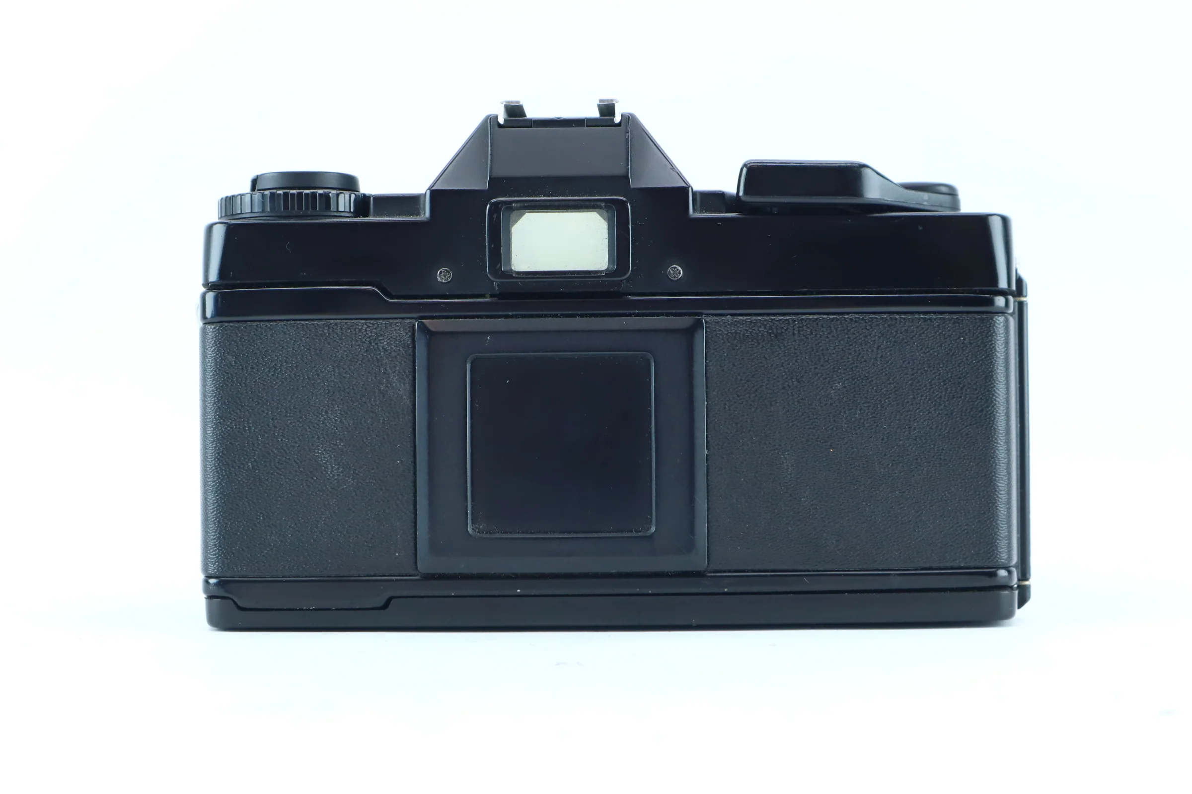 amiya ZM Quartz with Mamiya-Sekor E 50mm f/1.7 Lens - Image 3