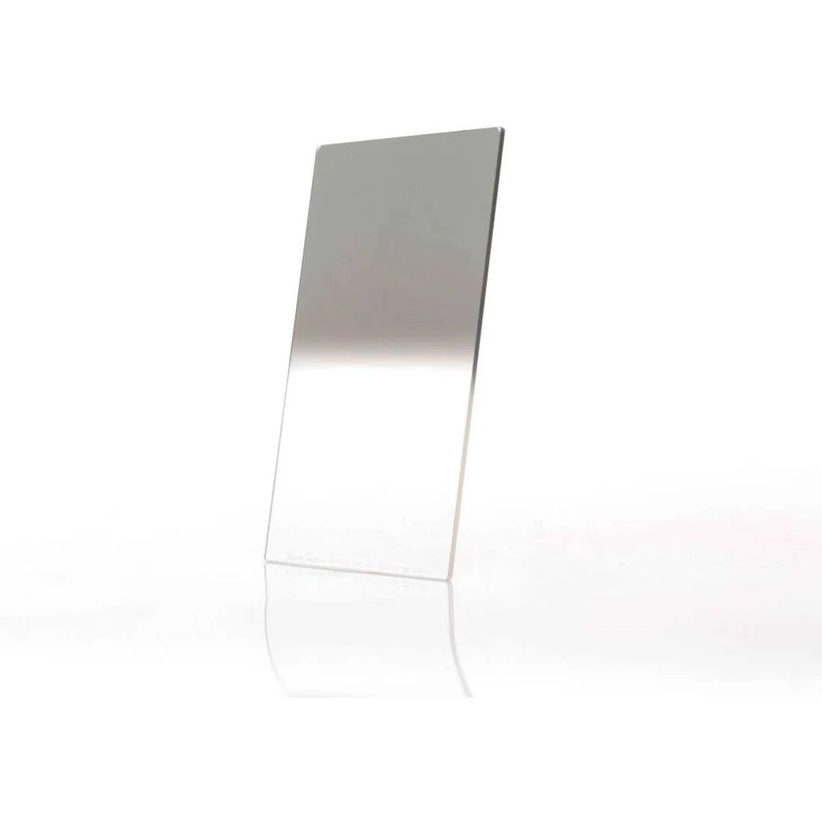Benro Master Glass Filter 100x150mm Hard-Edged GND4 (0.6)