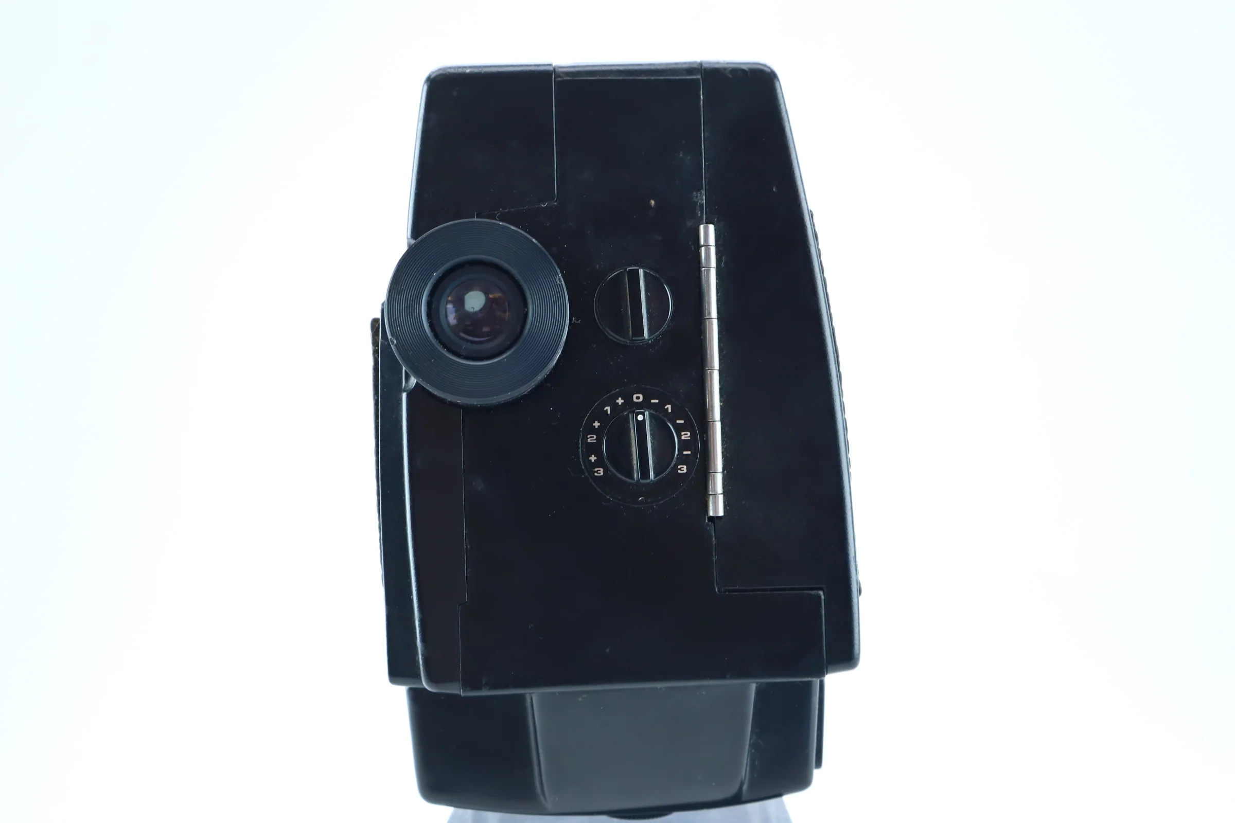 Bolex 550 XL Sound with Bolex Vario 8–40mm f/1.2 Lens - Image 4
