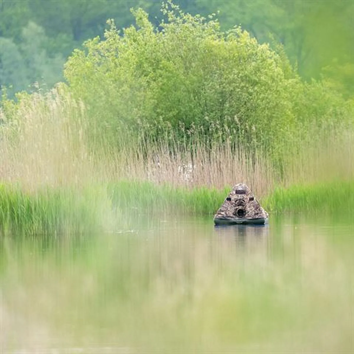 Buteo Photo Gear Floating Hide Grebe II - Image 5