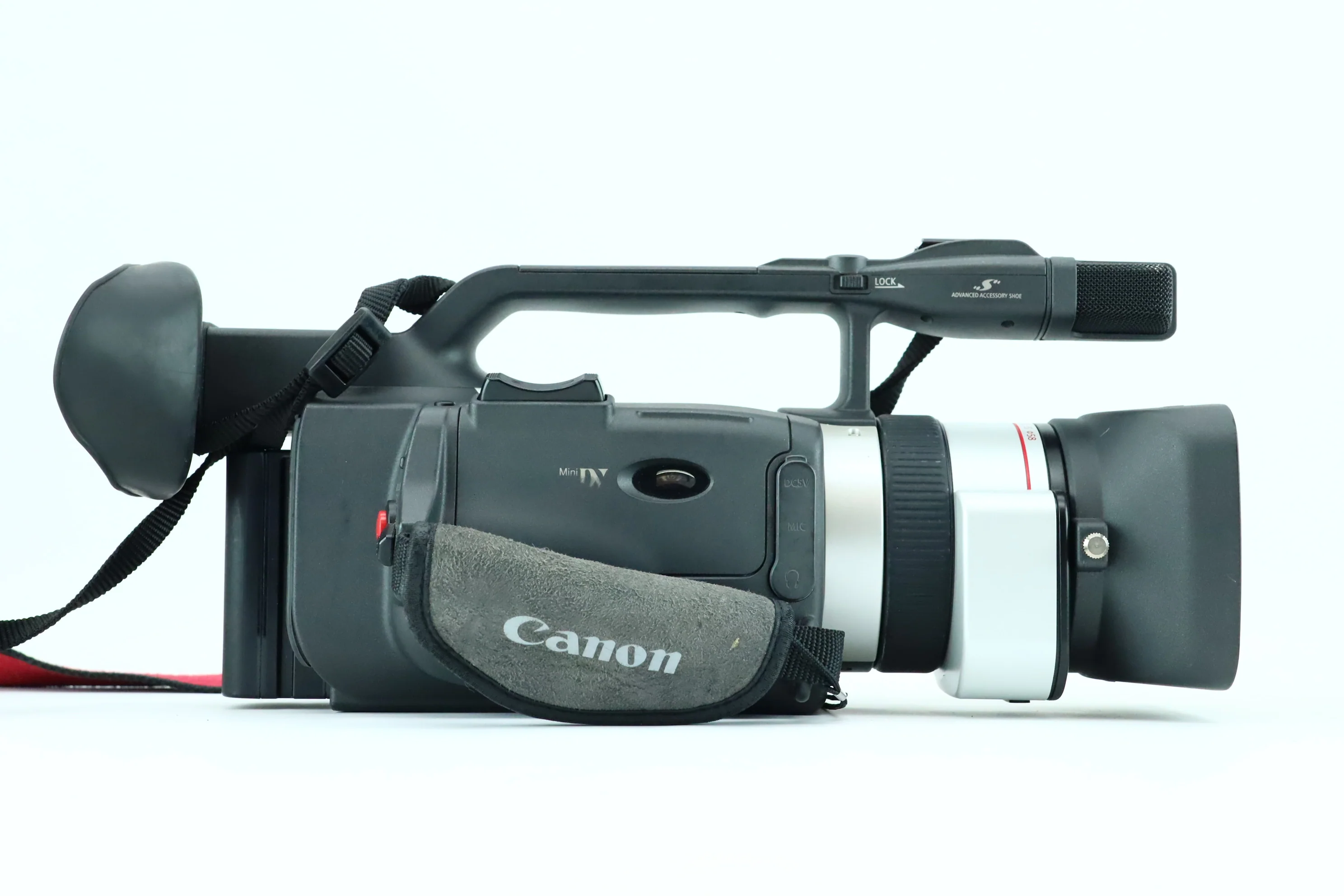 Canon XM2  3CCD Digital video camcorder XM2 PAL with Canon video lens 4.2-84mm 1:1.6-2.9 - Image 4