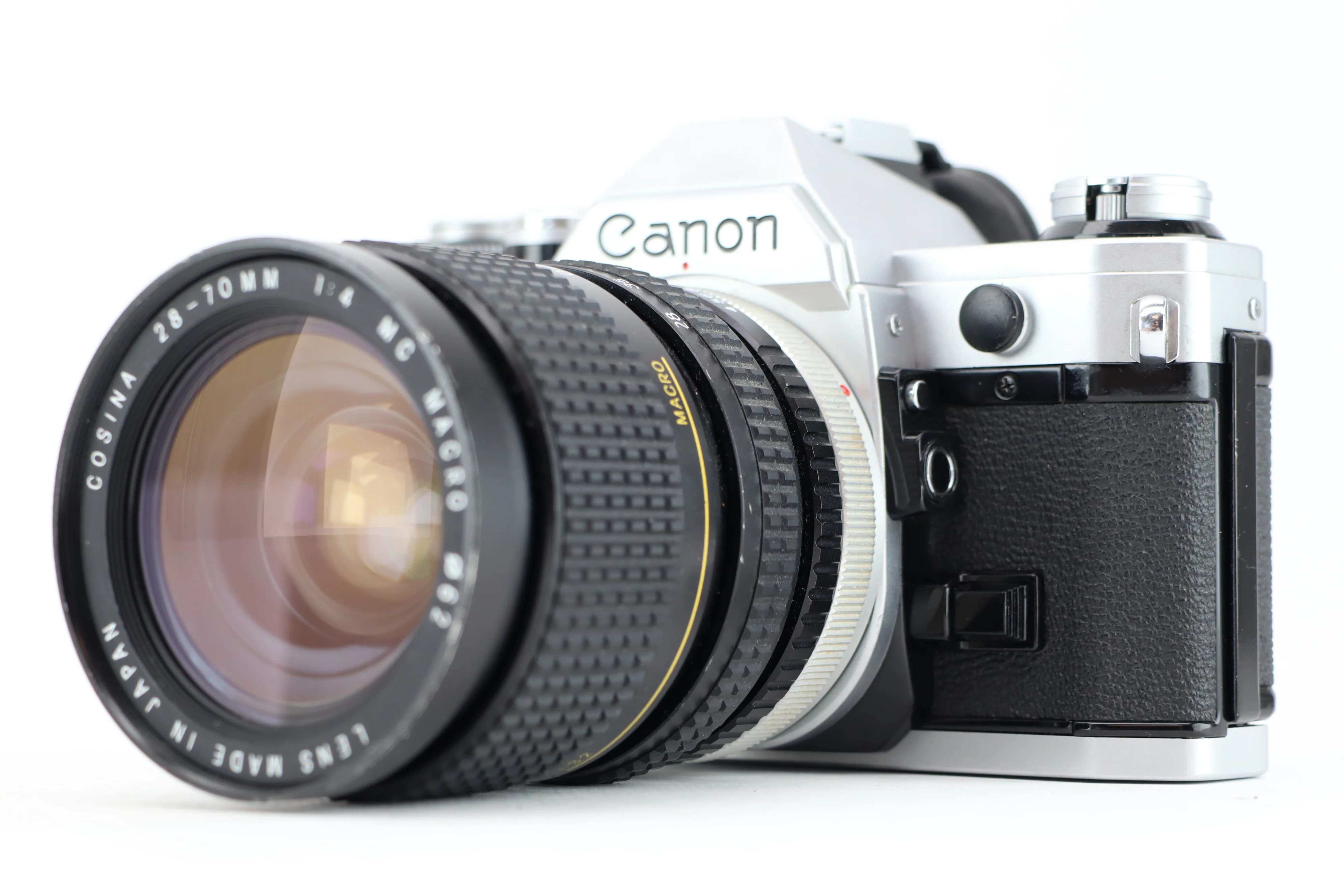 Canon AE-1 + Cosina 28-70mm 4 - Image 3