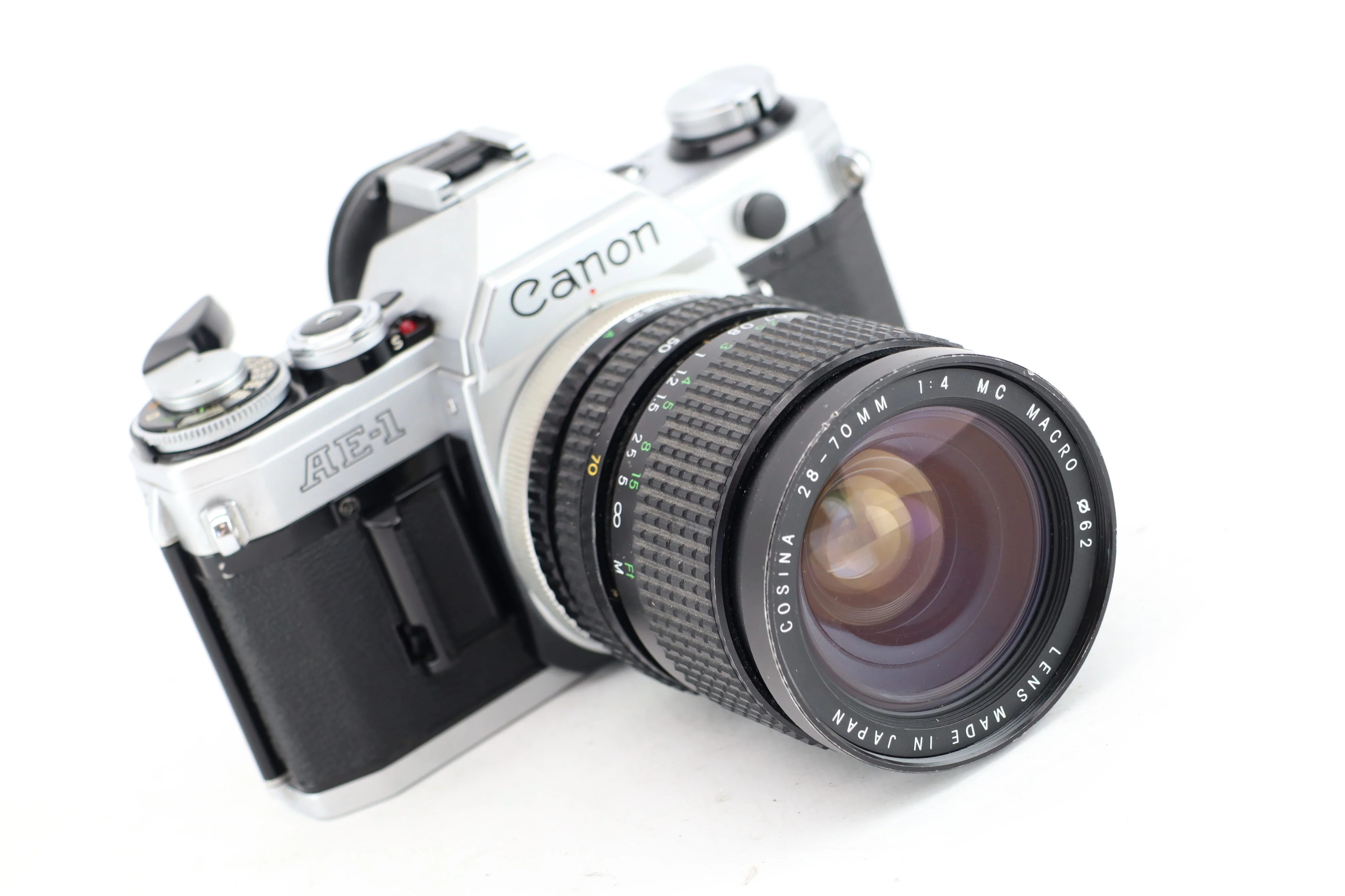 Canon AE-1 + Cosina 28-70mm 4 - Image 6