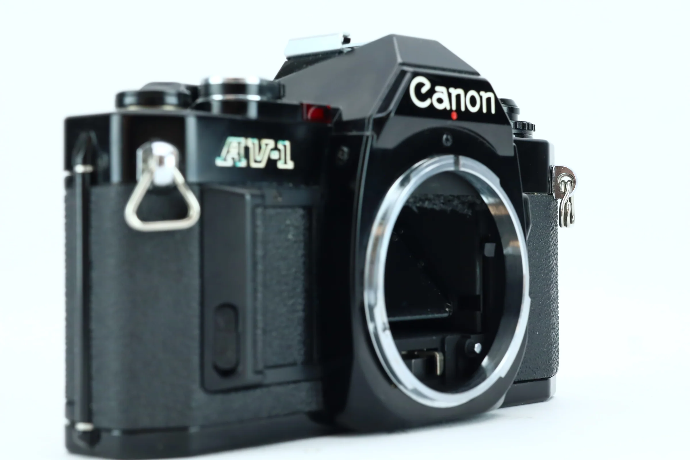 Canon AV-1 – 35mm Aperture Priority SLR Film Camera - Image 2