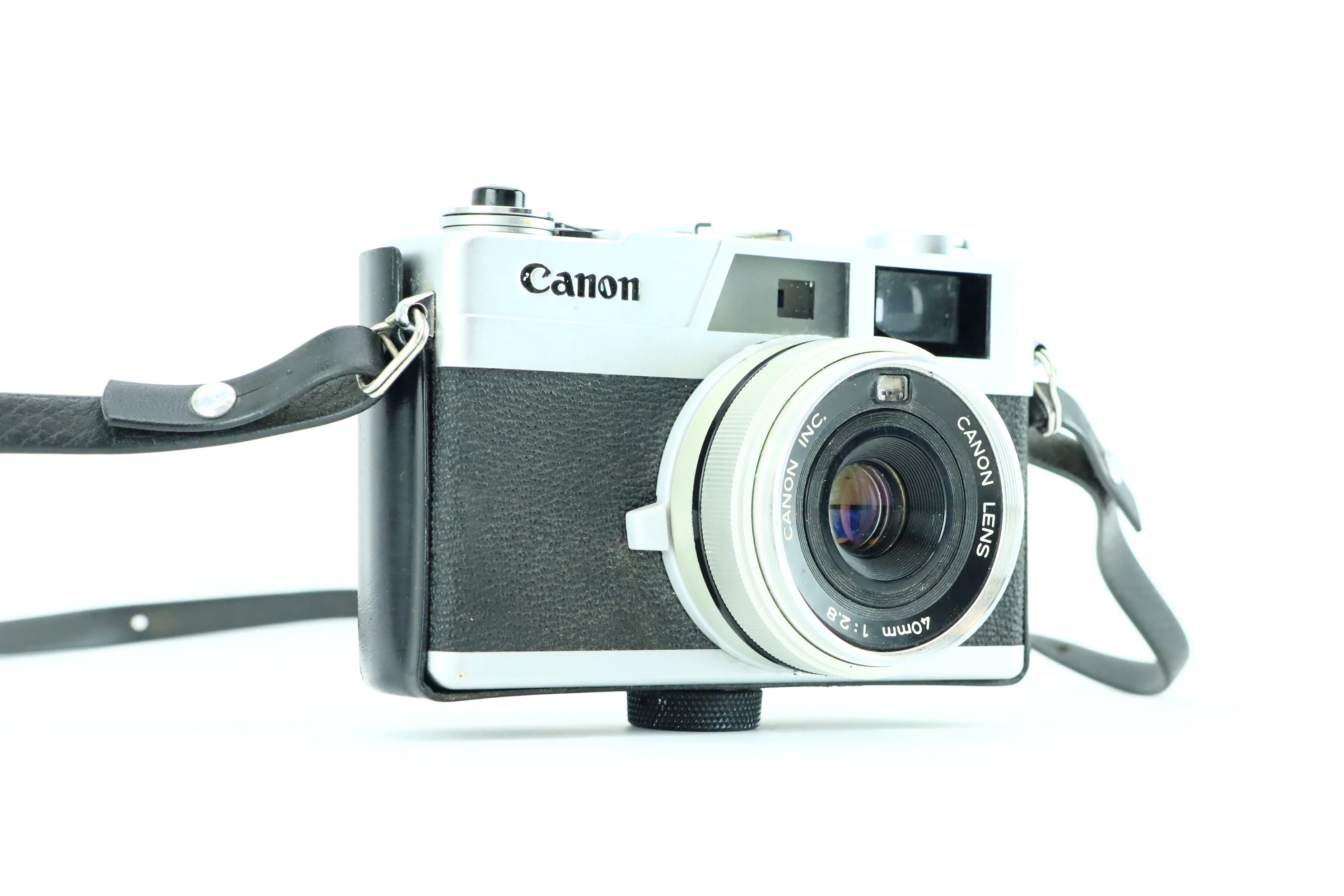 Canon Canonet 28 with Canon 40mm 1:2,8 lens