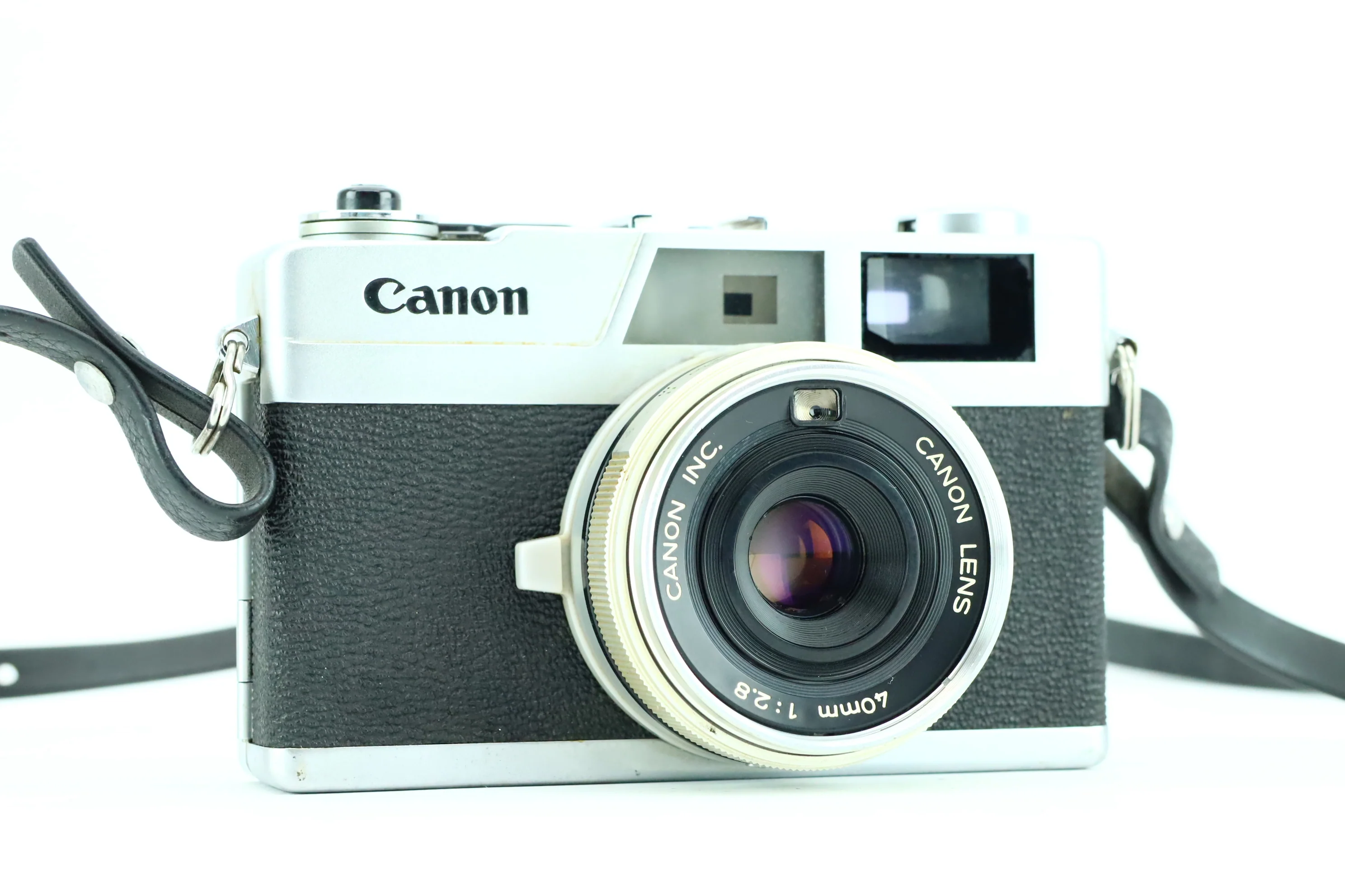Canon Canonet 28 with Canon 40mm 1:2.8 lens - Image 3
