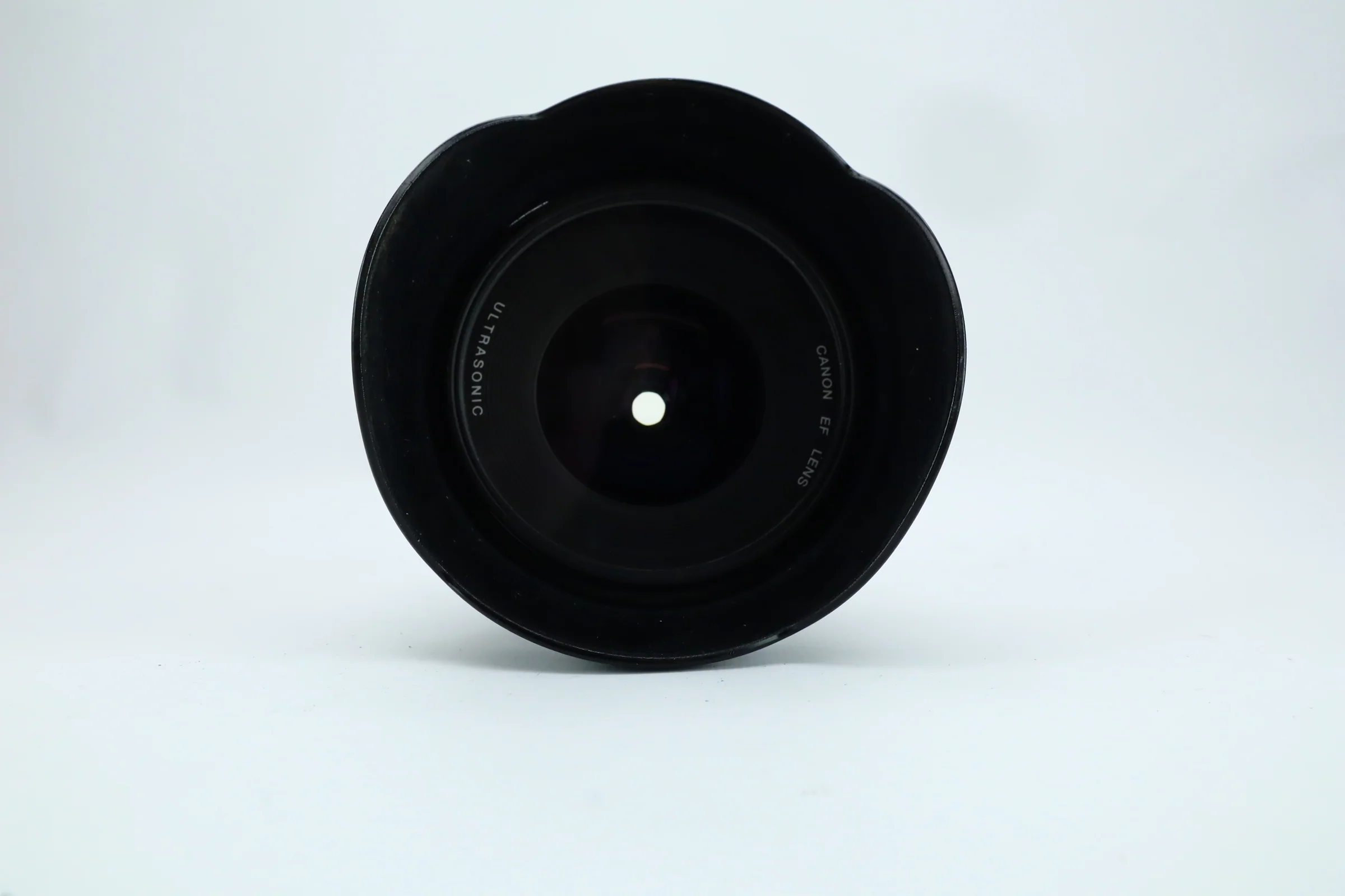Canon EF 17–35mm f/2.8L USM – Ultra-Wide Zoom Lens - Image 2