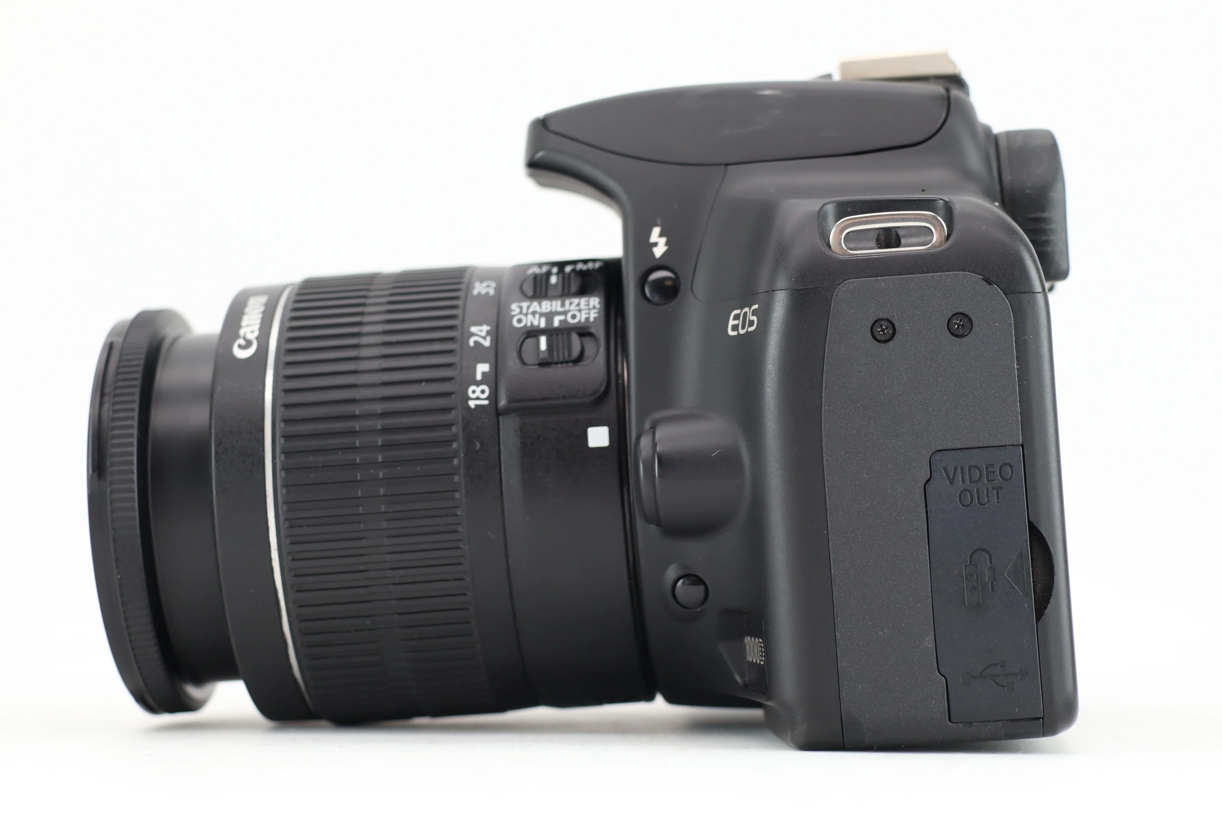 Canon EOS 1000D + EF-S 18-55mm 3,5-5,6 IS II - Image 5