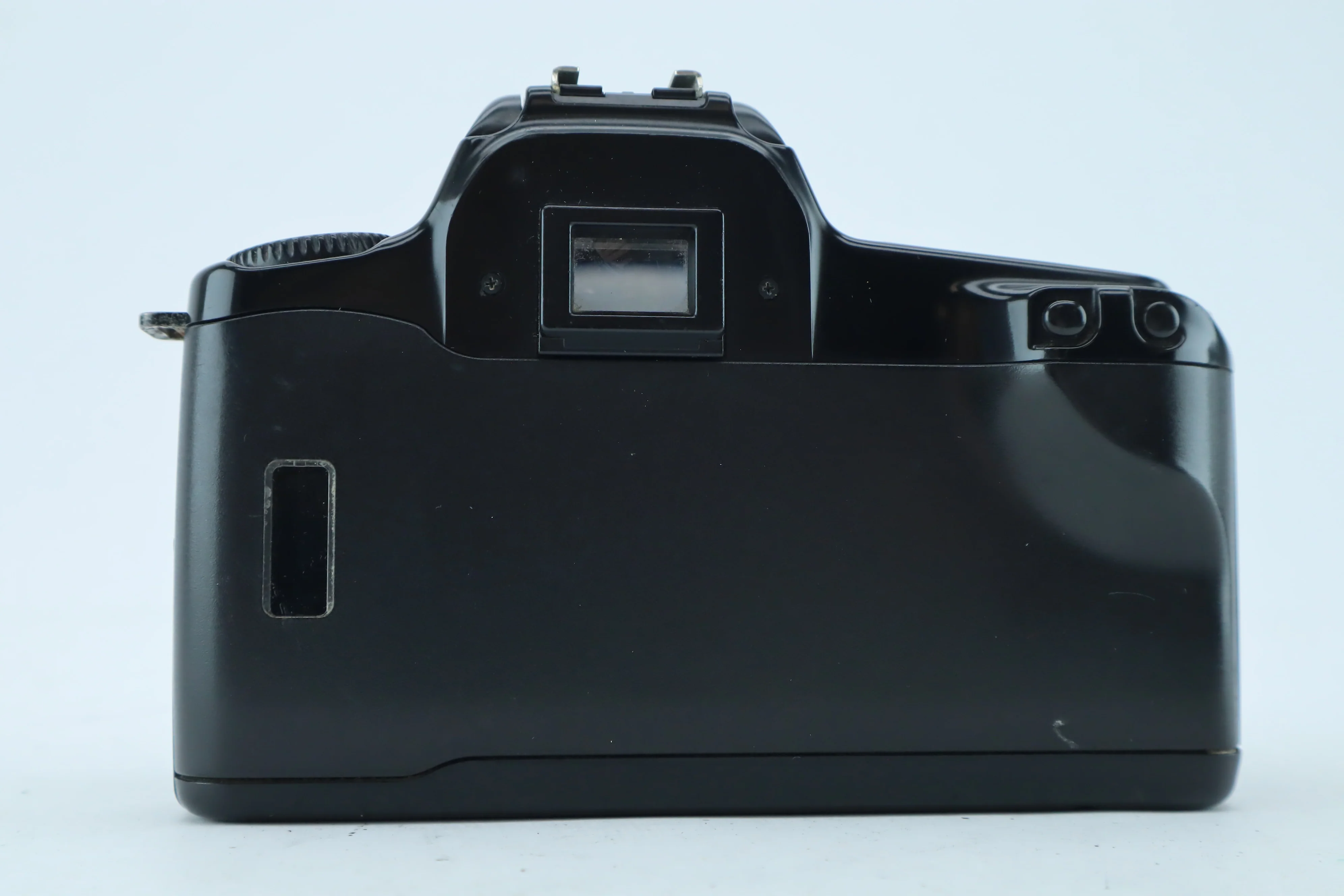 Canon EOS 1000F - Image 4