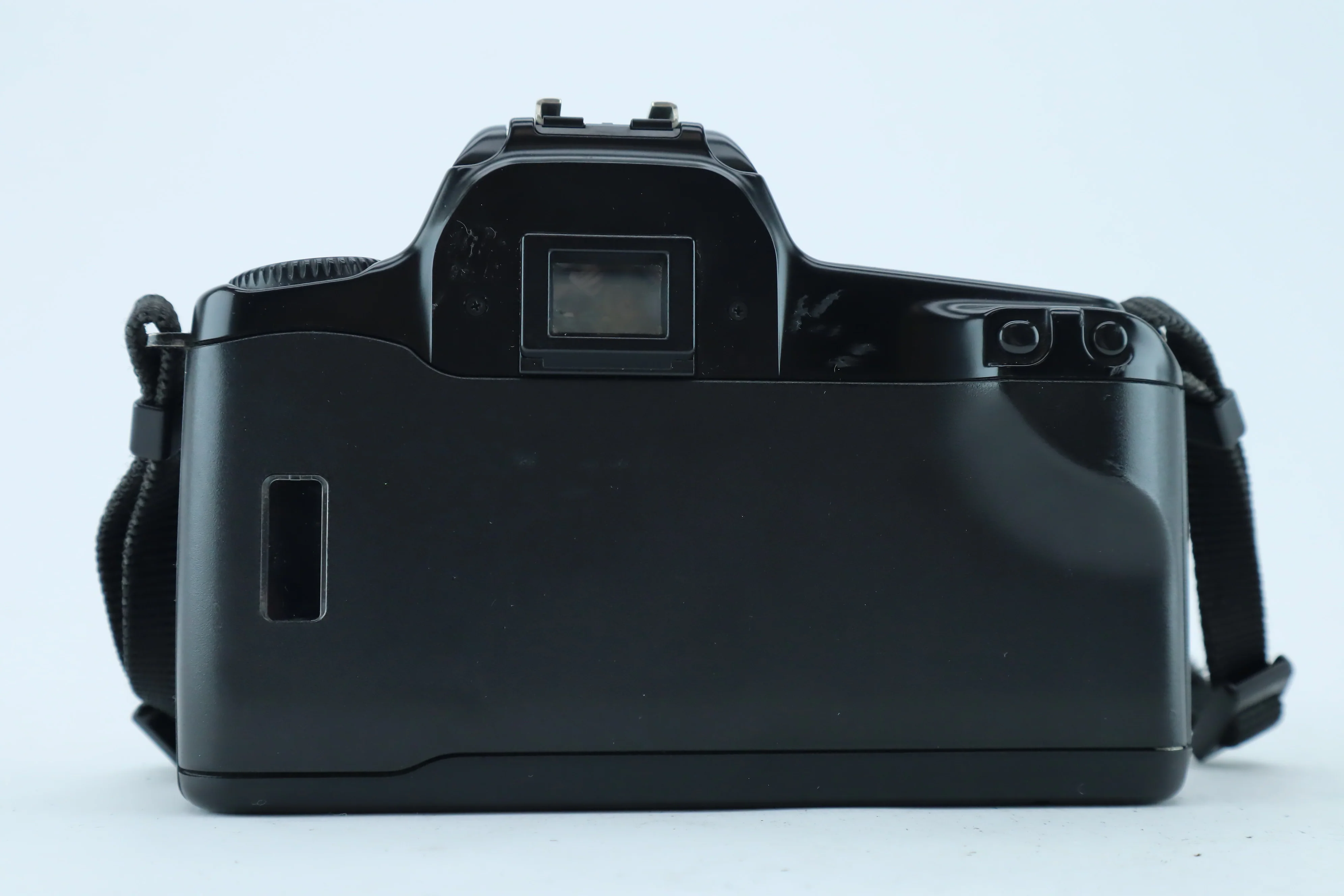 Canon EOS 1000F N - Image 4