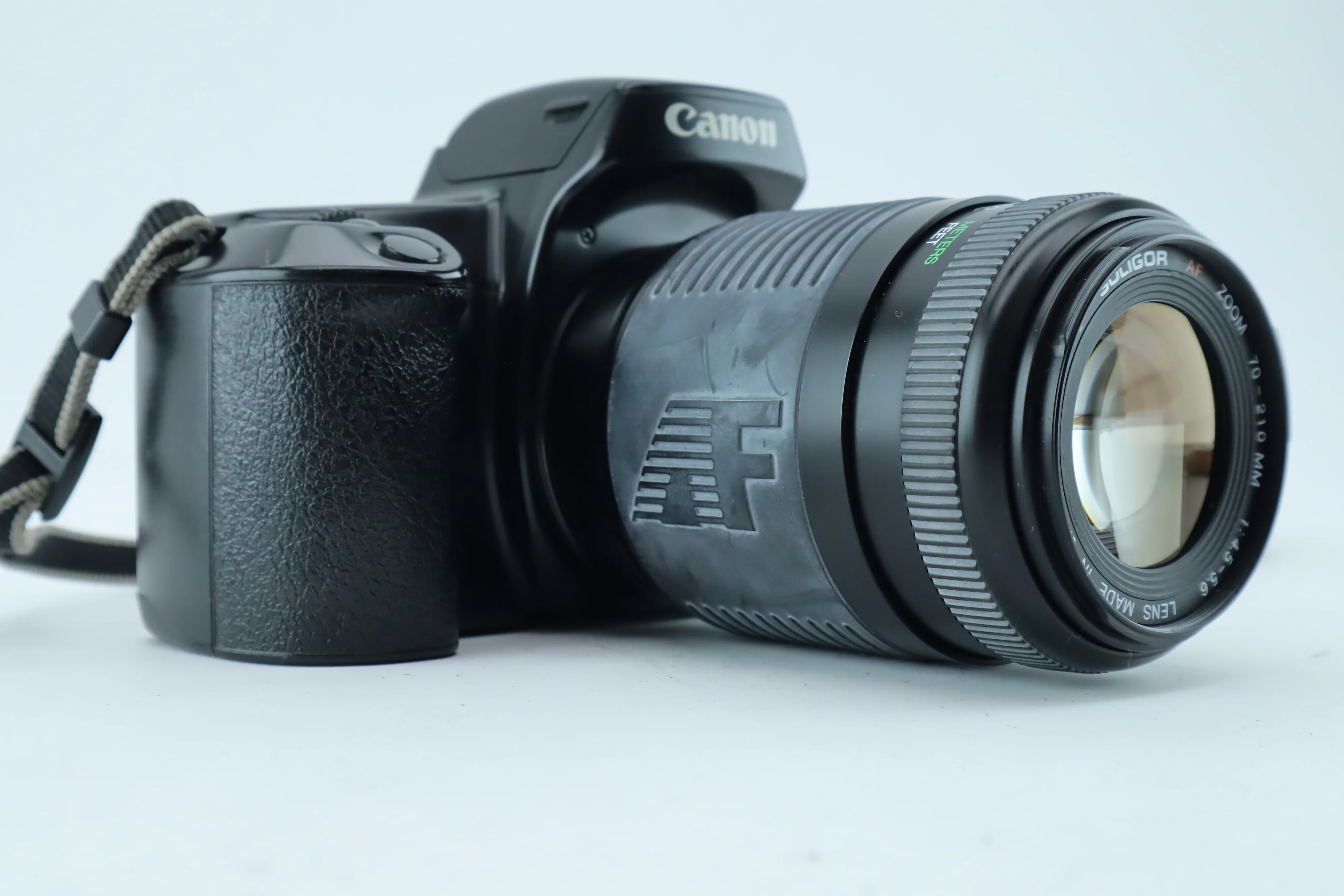 Canon EOS 100F with AF 70-210mm 4,5-5,6