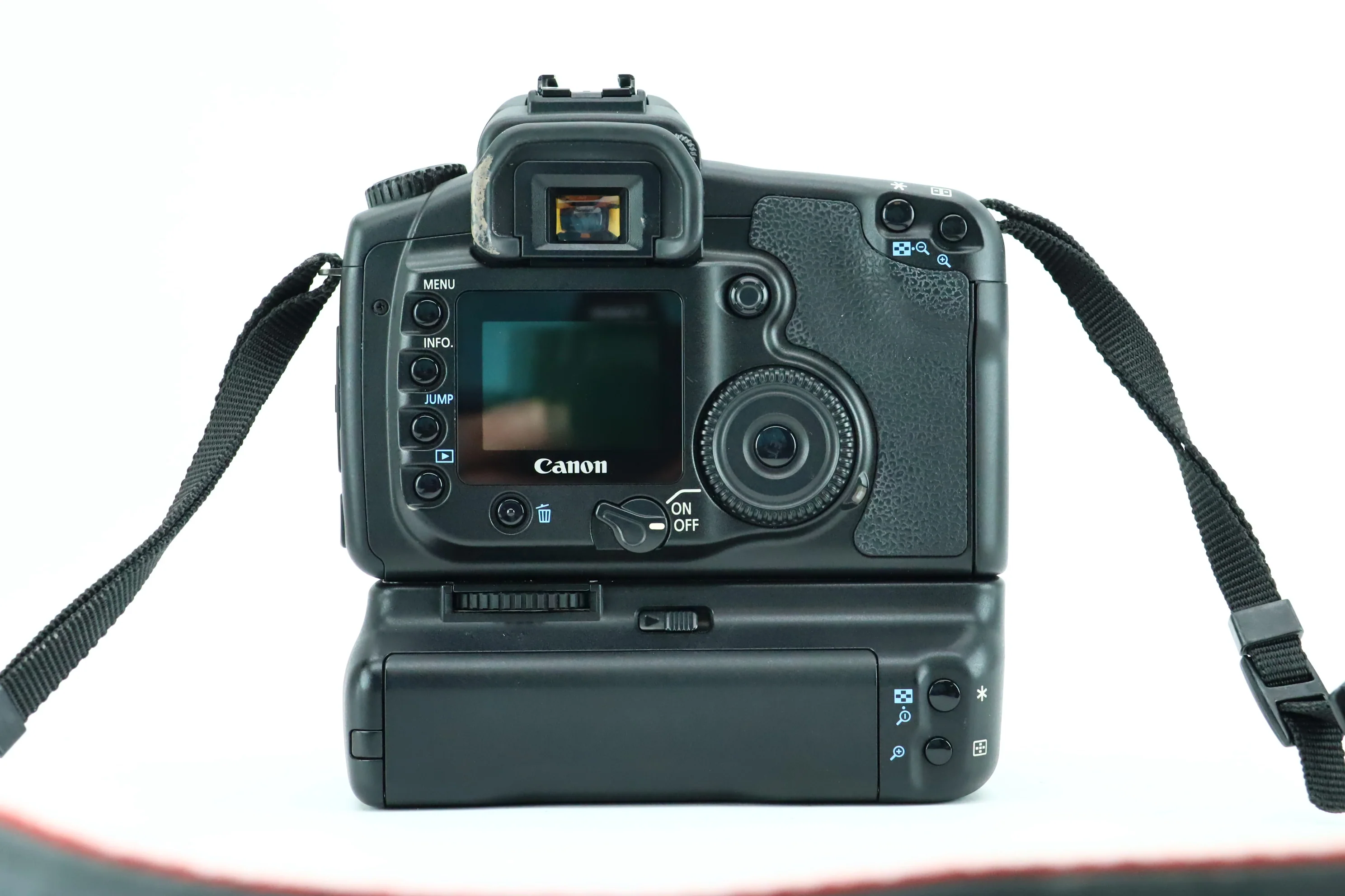 Canon EOS 20D with Canon Battery-Grip BG-E2 - Image 4