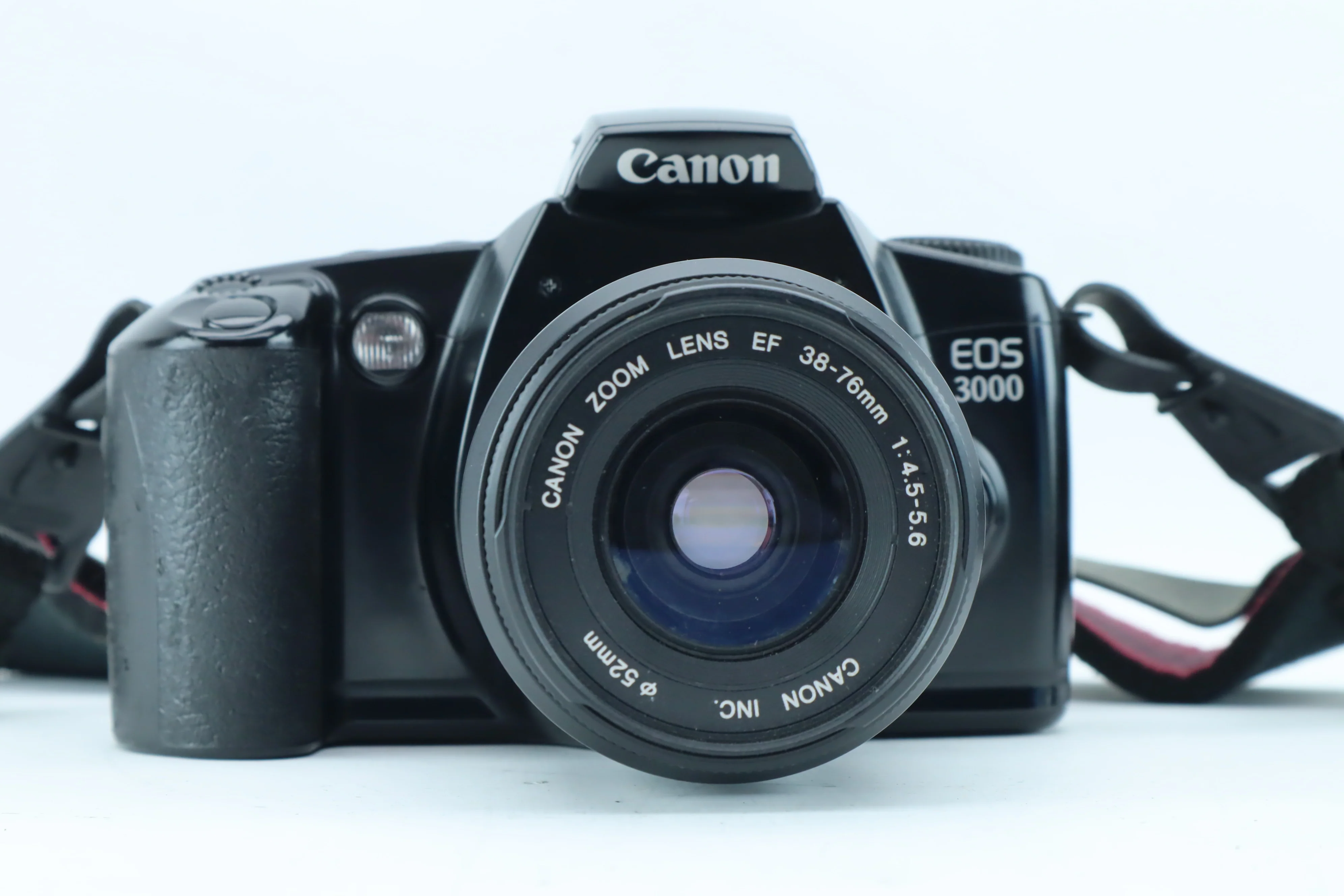 Canon EOS 3000 - Image 2