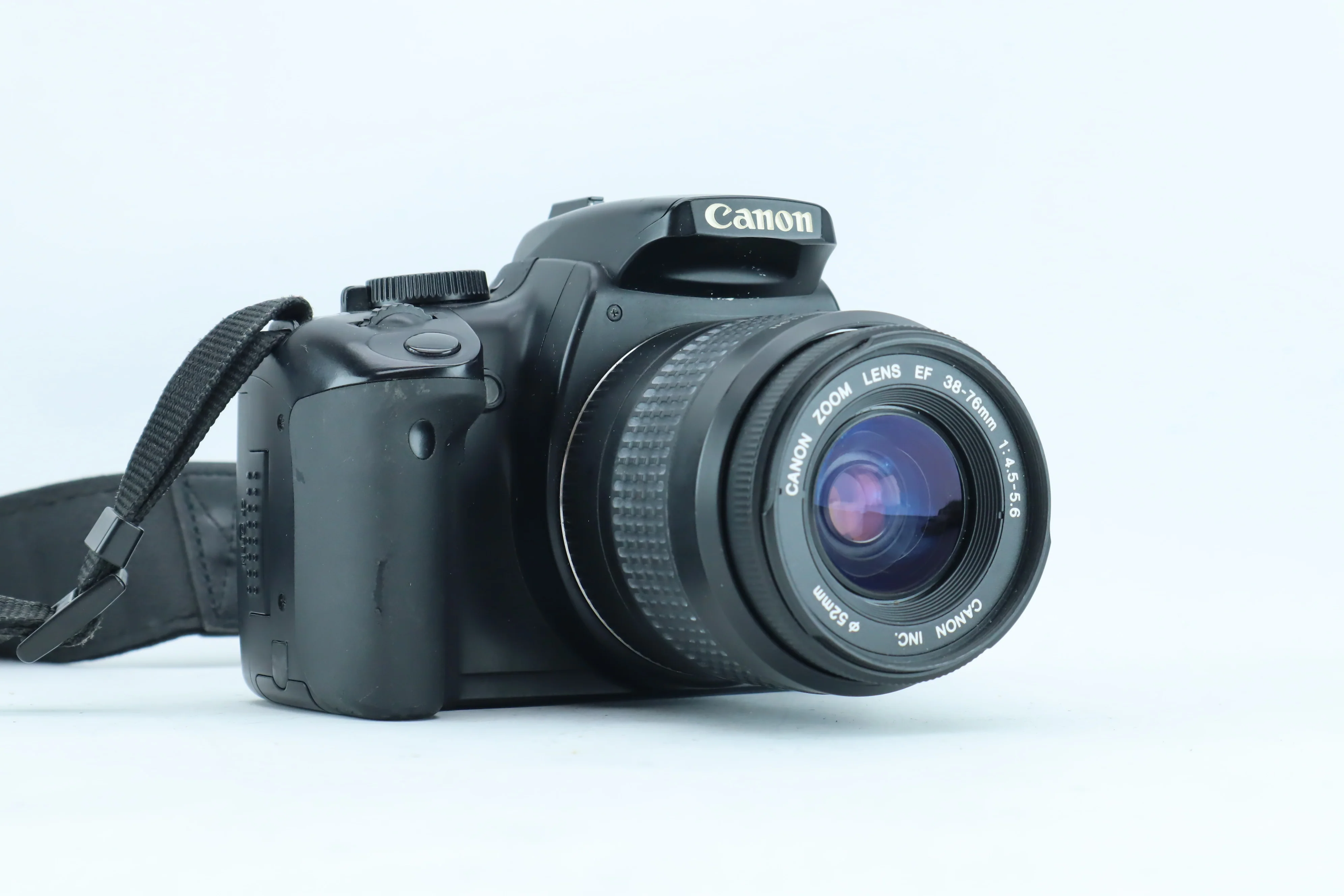 Canon EOS 400D with 38-76mm f/4.5-5.6 | S/N: 0930563682