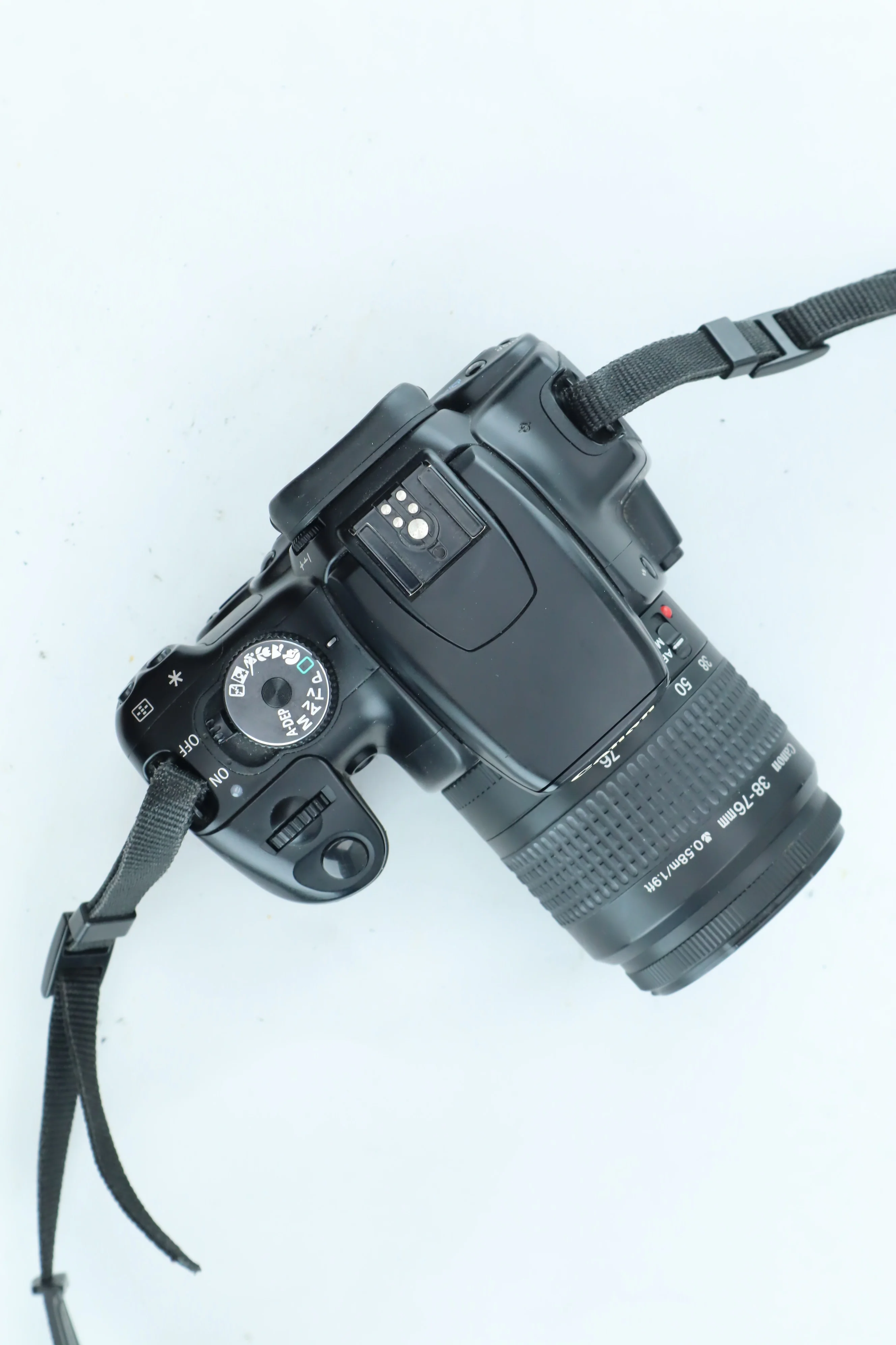 Canon EOS 400D with 38-76mm f/4.5-5.6 | S/N: 0930563682 - Image 5