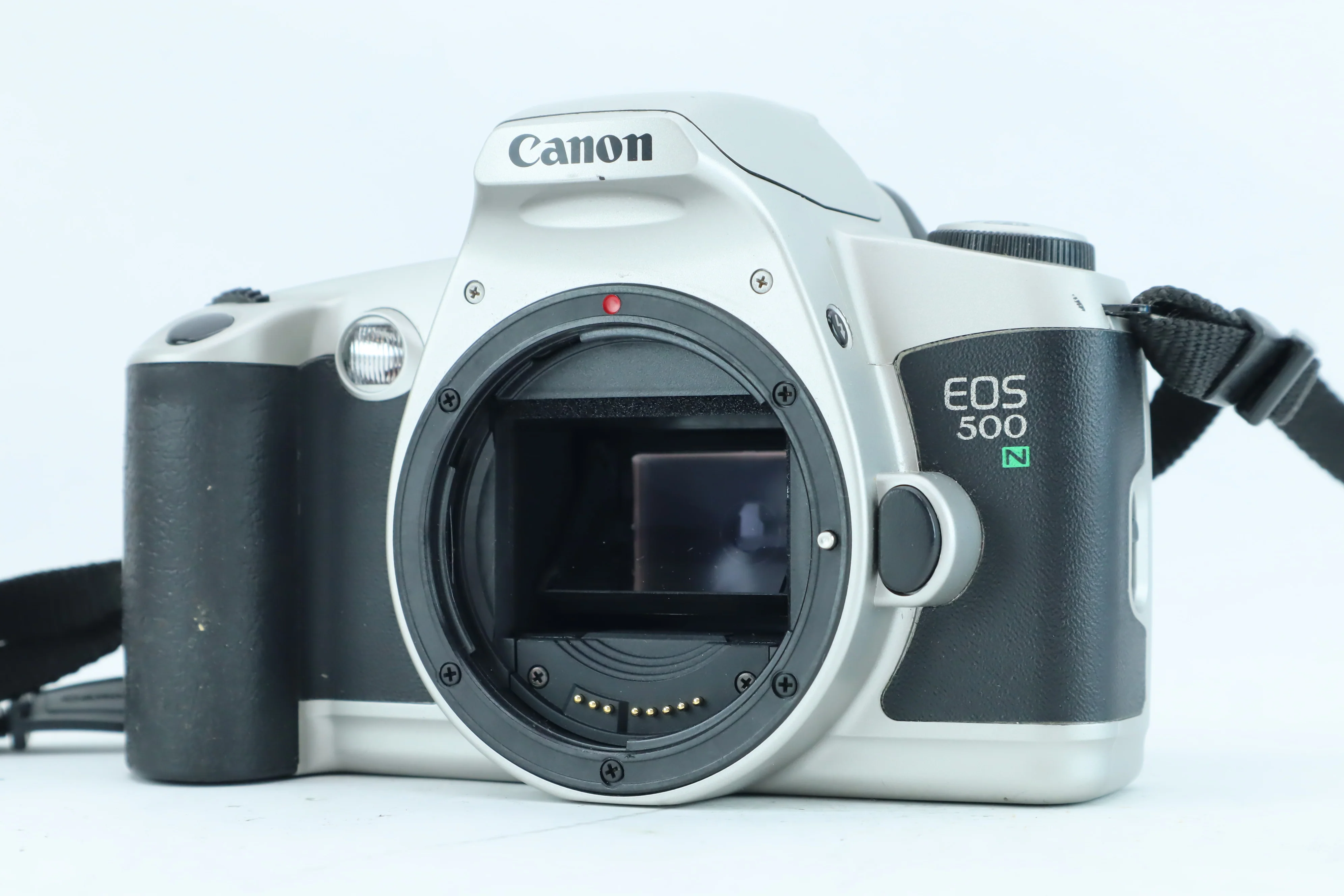 Canon EOS 500N - Image 2
