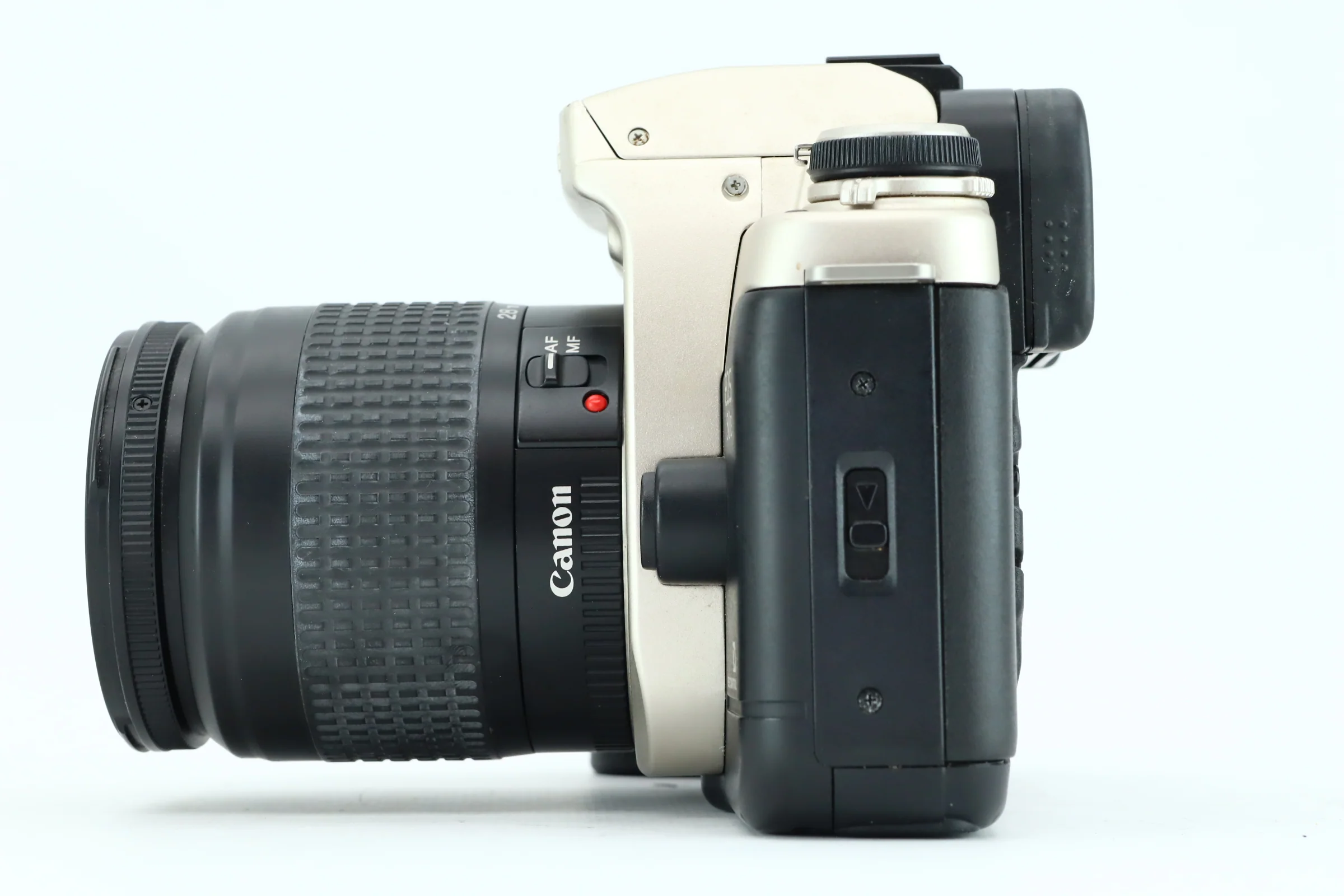 Canon EOS 50E + EF 28-80mm 3,5-5,6 - Image 4