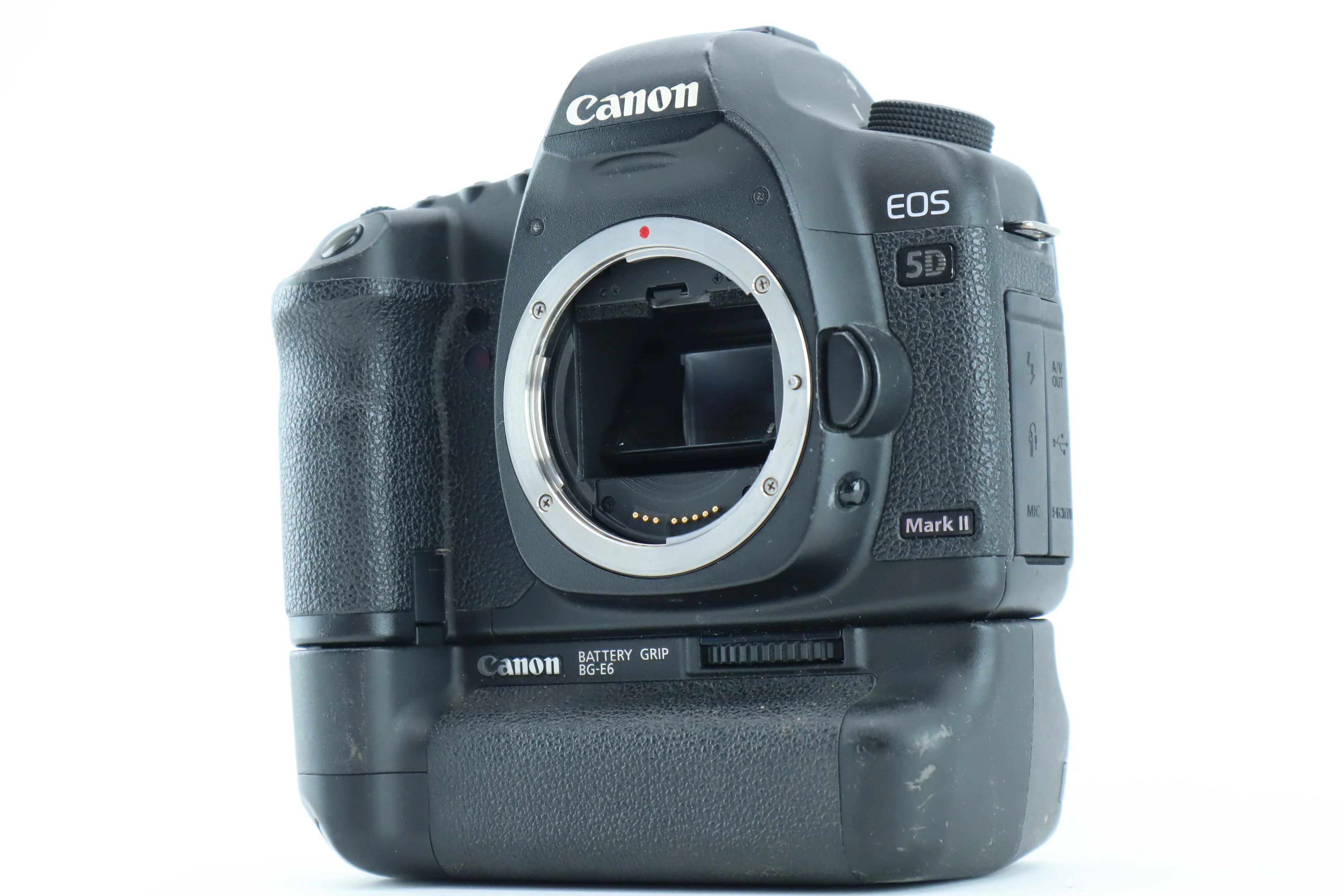 Canon EOS 5D II with Battery Grip BG-E6 - Image 3