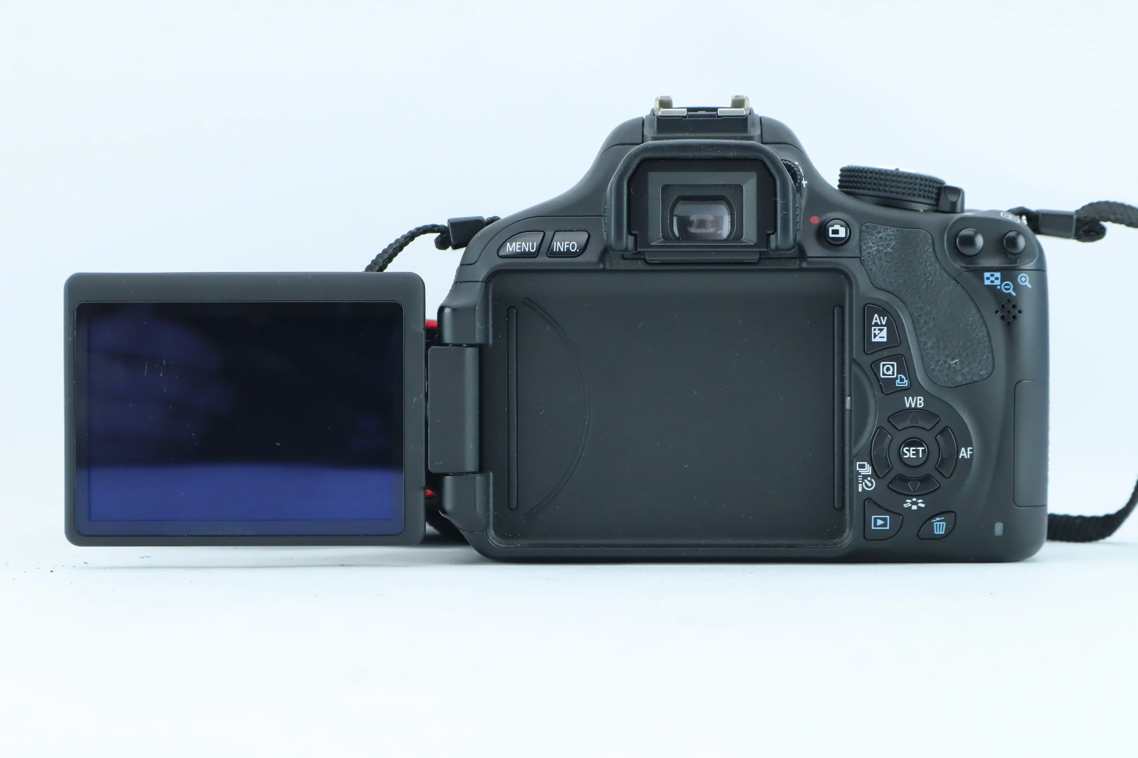 Canon EOS 600D - High-Resolution 18MP Creative Digital SLR - Image 4