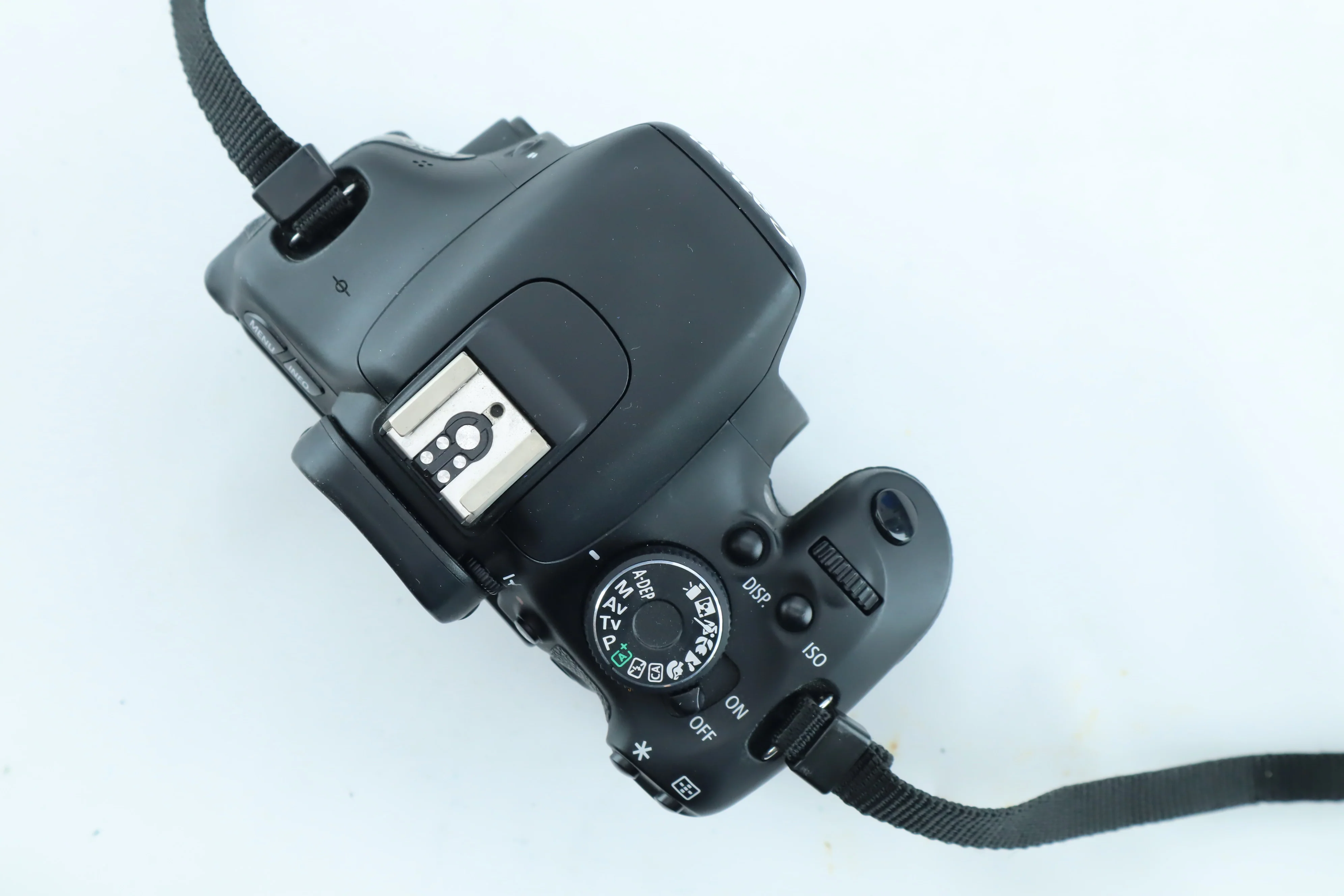 Canon EOS 600D - High-Resolution 18MP Creative Digital SLR - Image 6