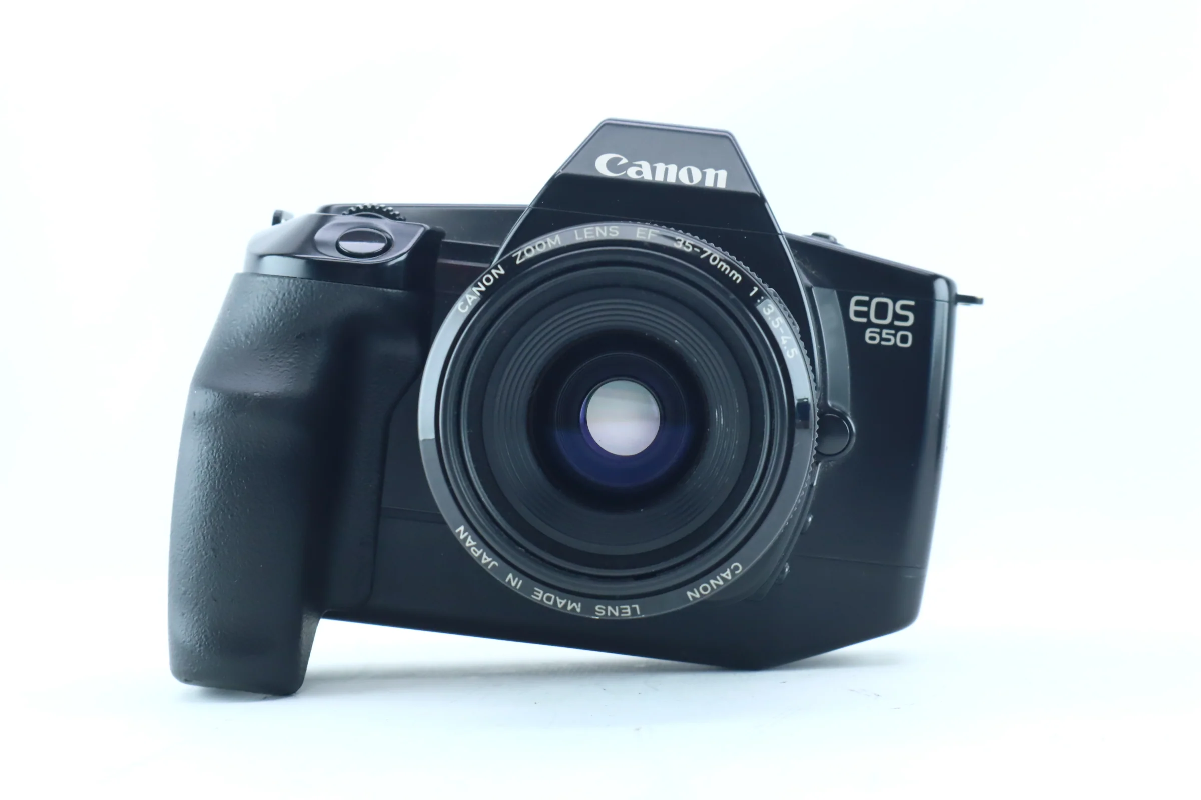 Canon EOS 650 with 35-70mm f/3.5-4.5 | S/N: 1161513 - Image 3