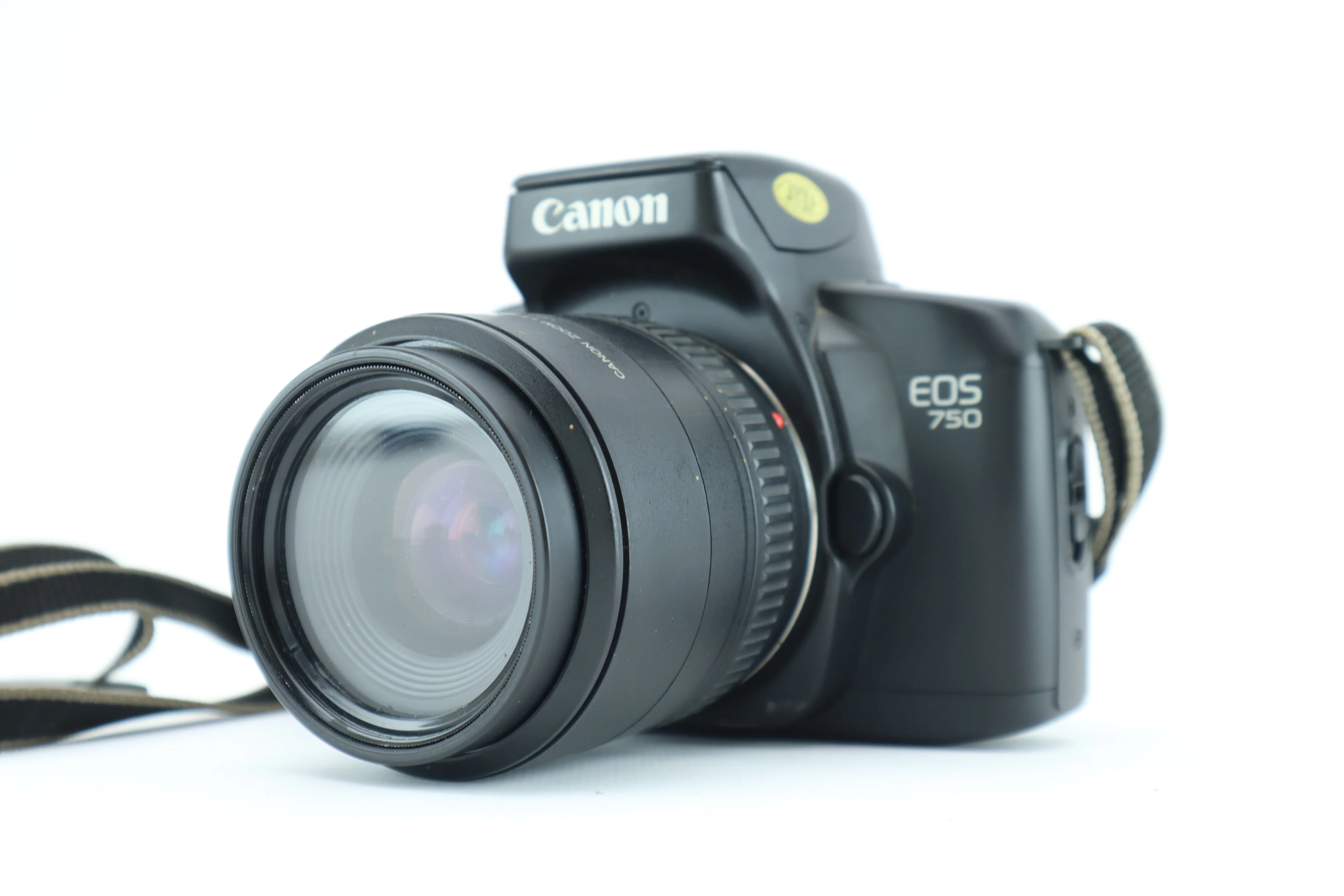 Canon EOS 750 with Canon zoom lens EF 35-70 1:3.5-4.5 A - Image 3
