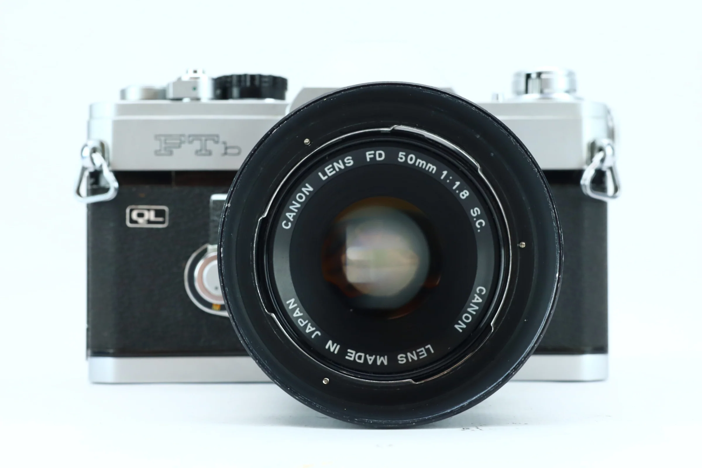 Canon FTb – 35mm SLR Film Camera with Canon FD 50mm f/1.8 Lens - Image 3