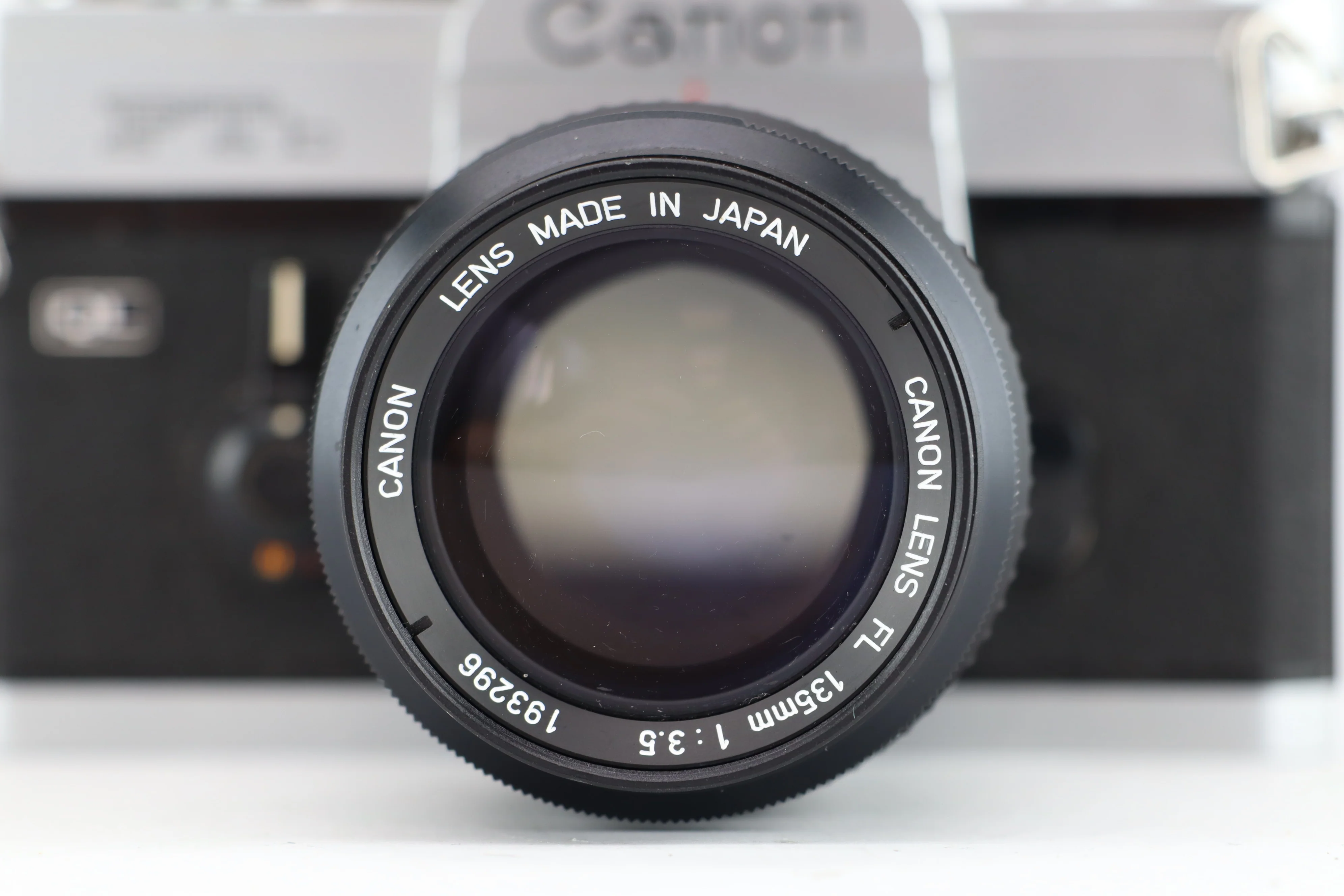 Canon FTb + FL 135mm 3,5 - Image 2