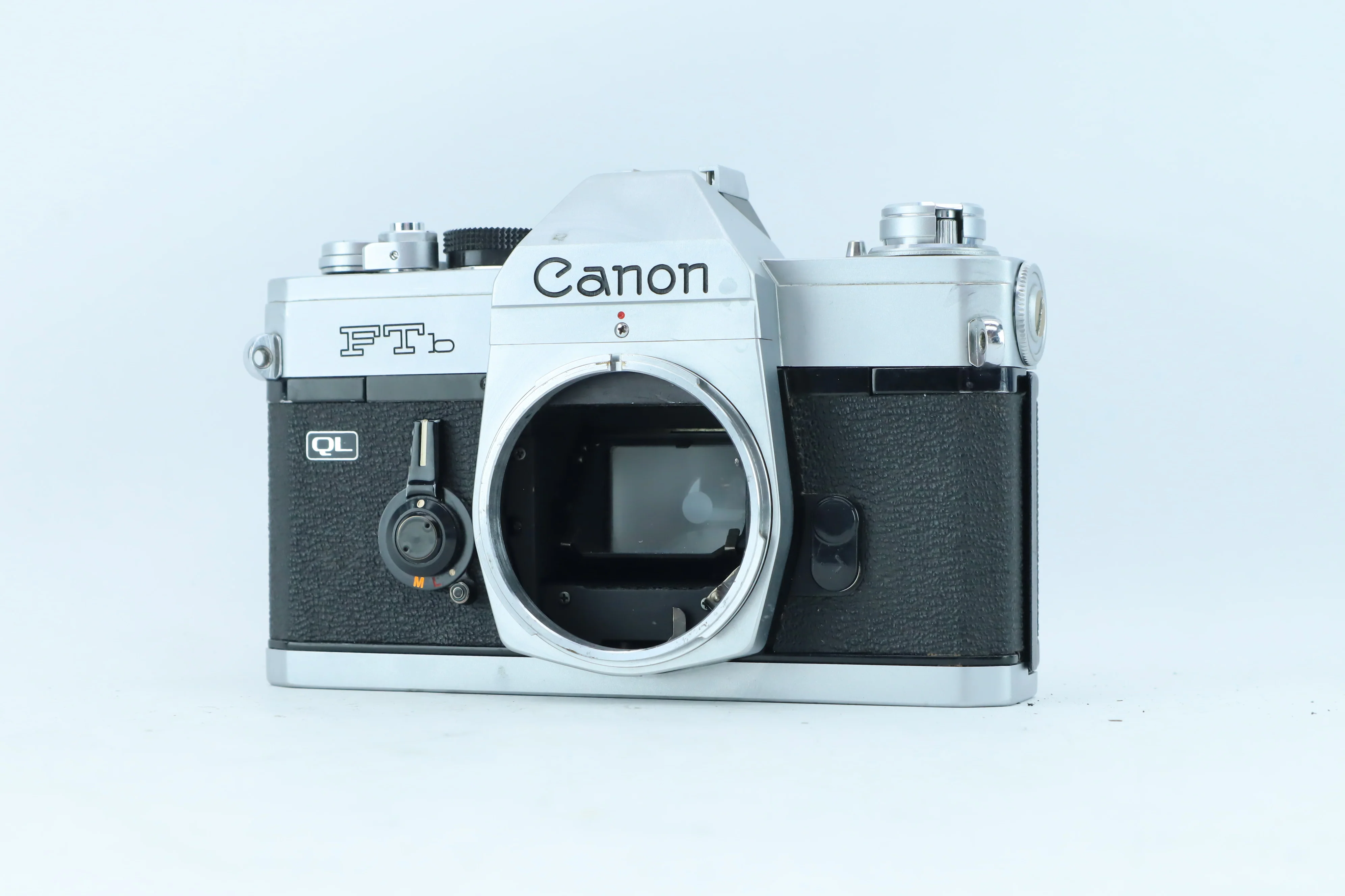 Canon FTb QL (Body Only) - Image 2