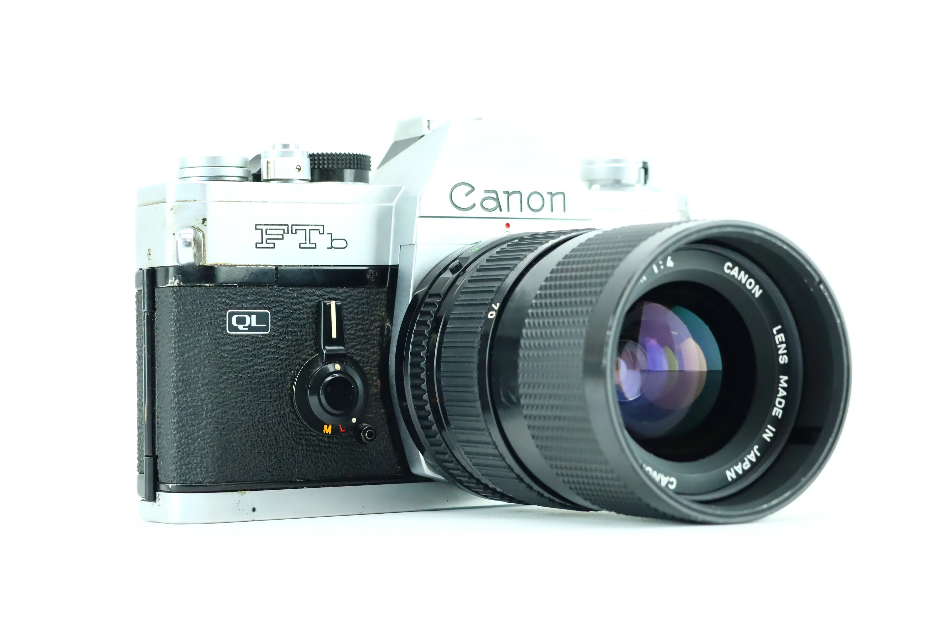 Canon FTb with a Canon zoom lens FD 35-70mm 1:4 lens