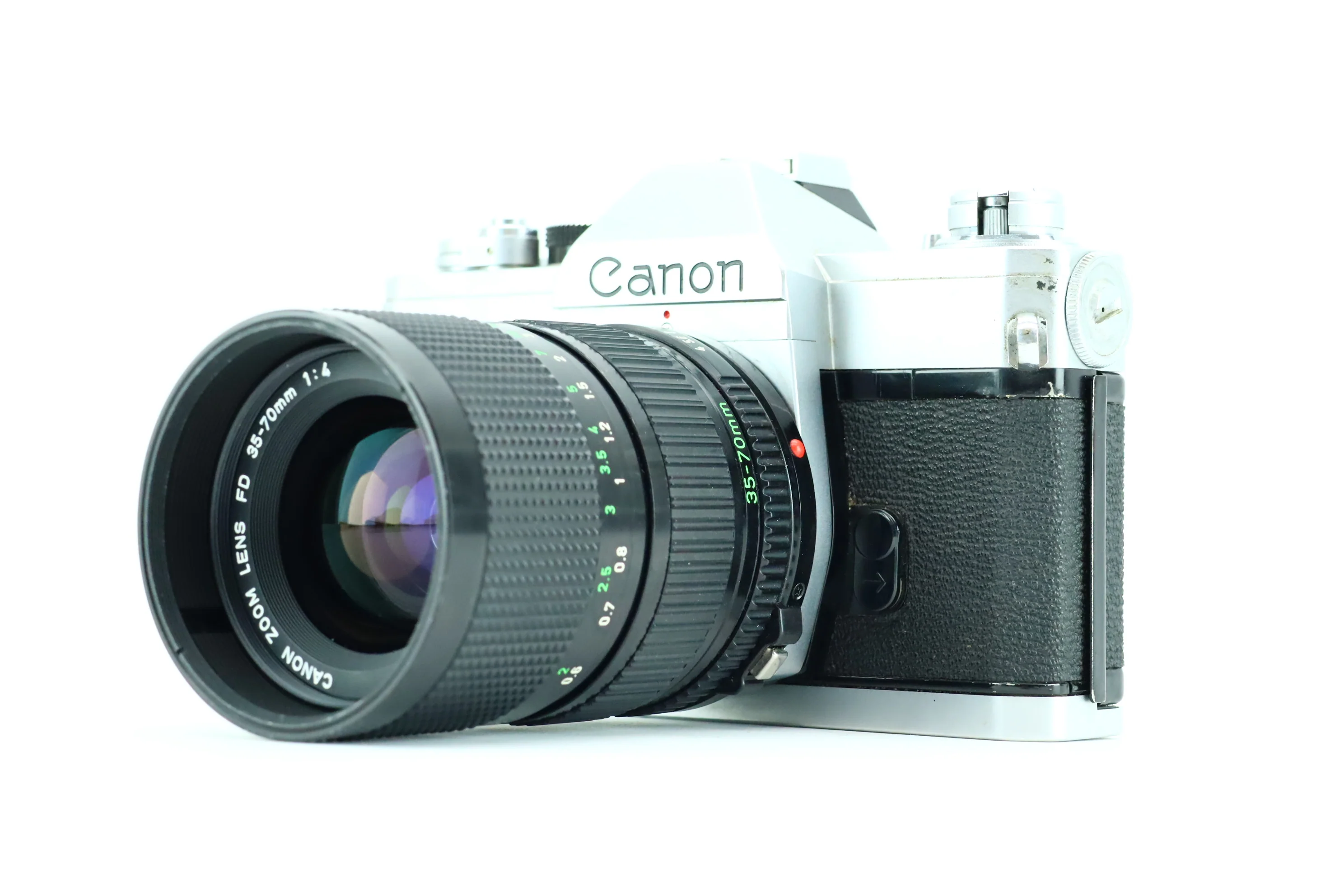 Canon FTb with a Canon zoom lens FD 35-70mm 1:4 lens - Image 3