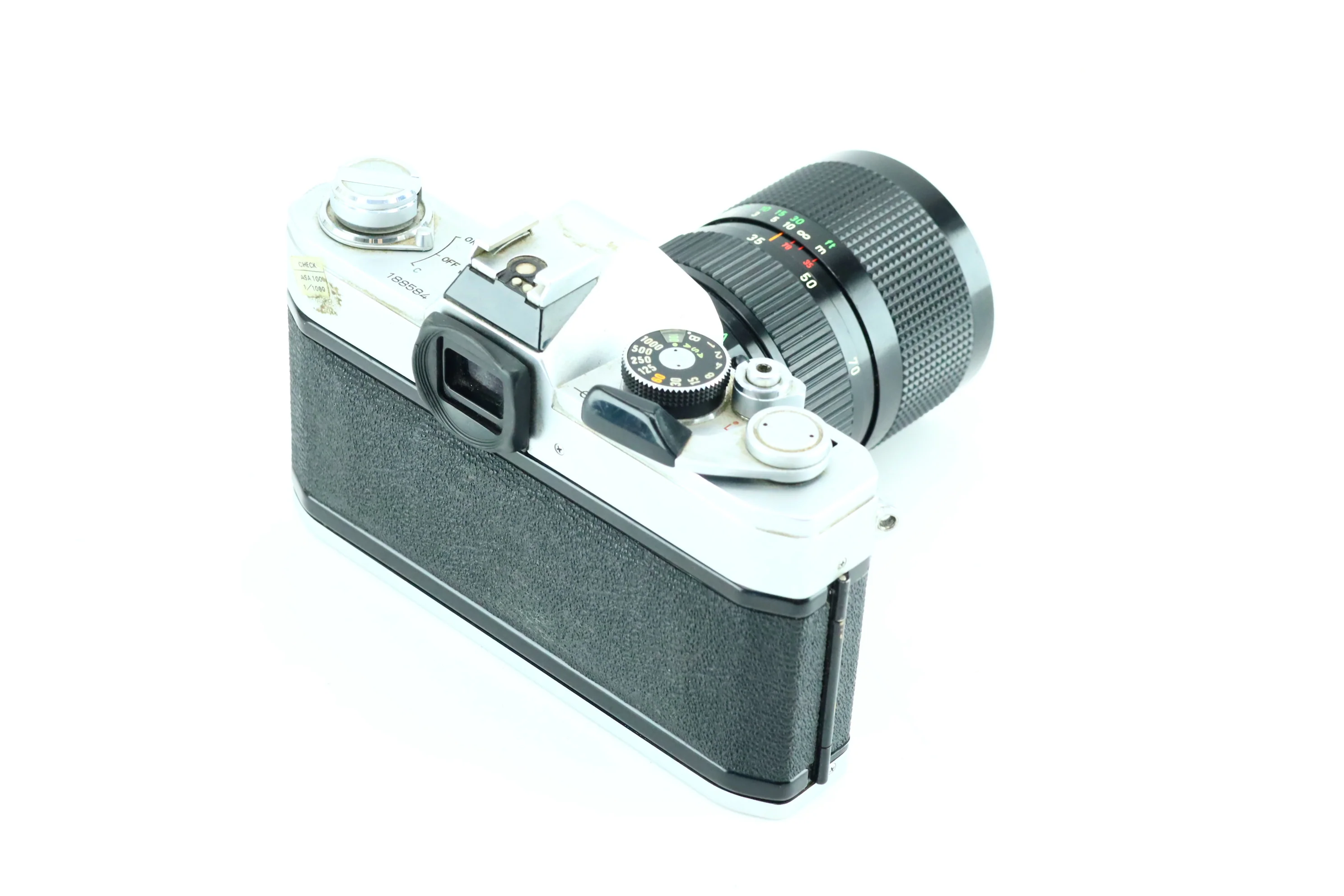 Canon FTb with a Canon zoom lens FD 35-70mm 1:4 lens - Image 5