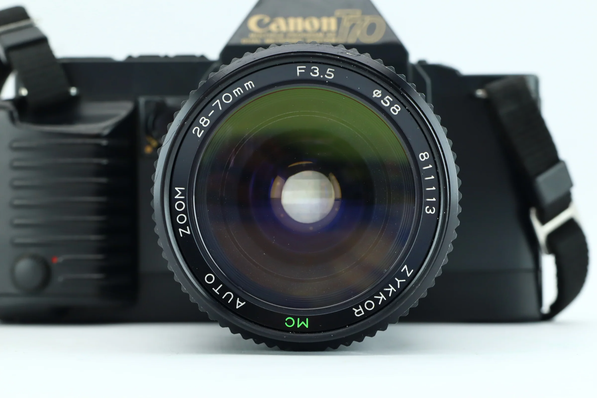 Canon T70 + 28-70mm 3,5 - Image 3