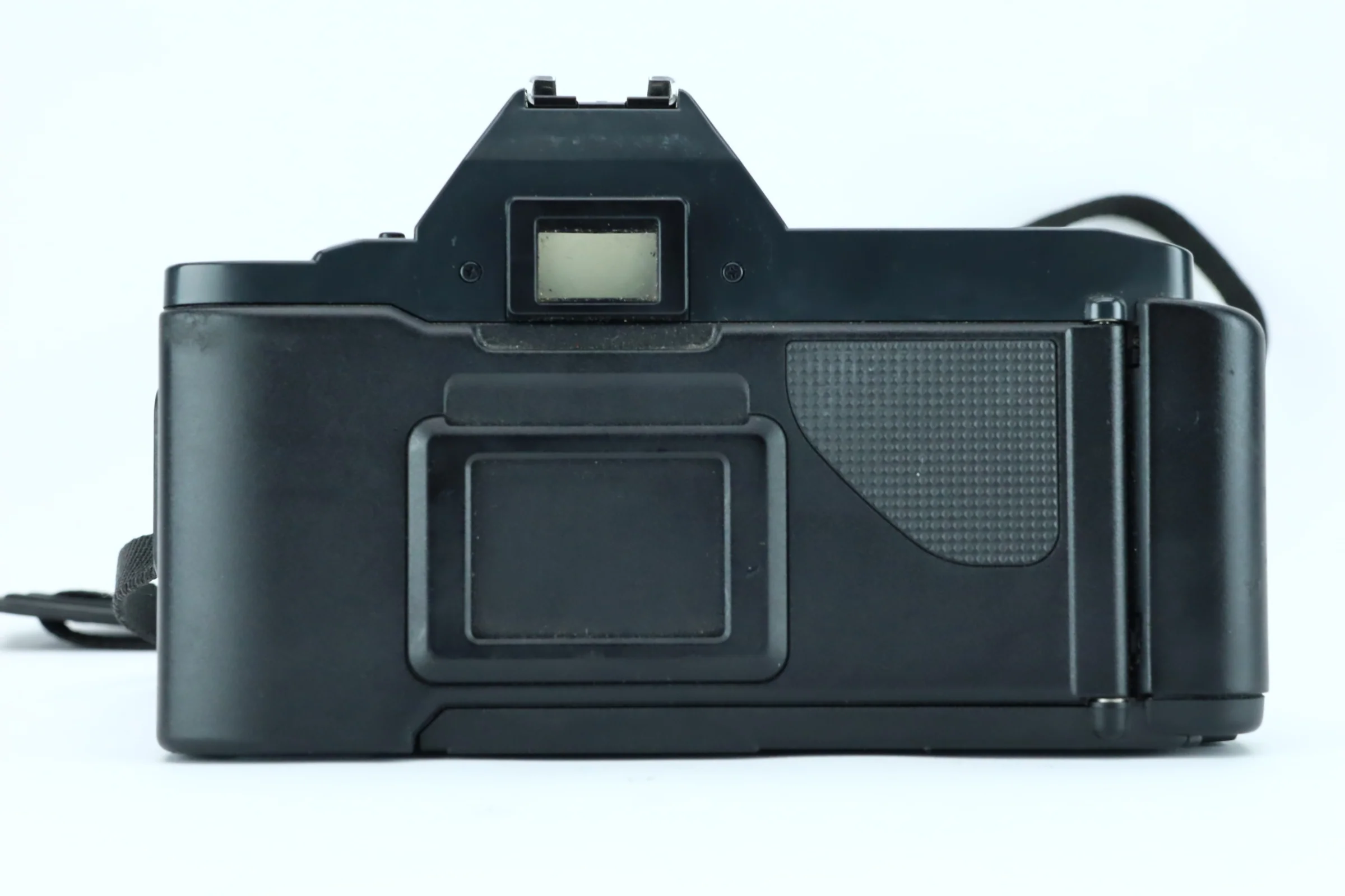 Canon T70 with Canon FD 35–70mm f/3.5–4.5 - Image 3