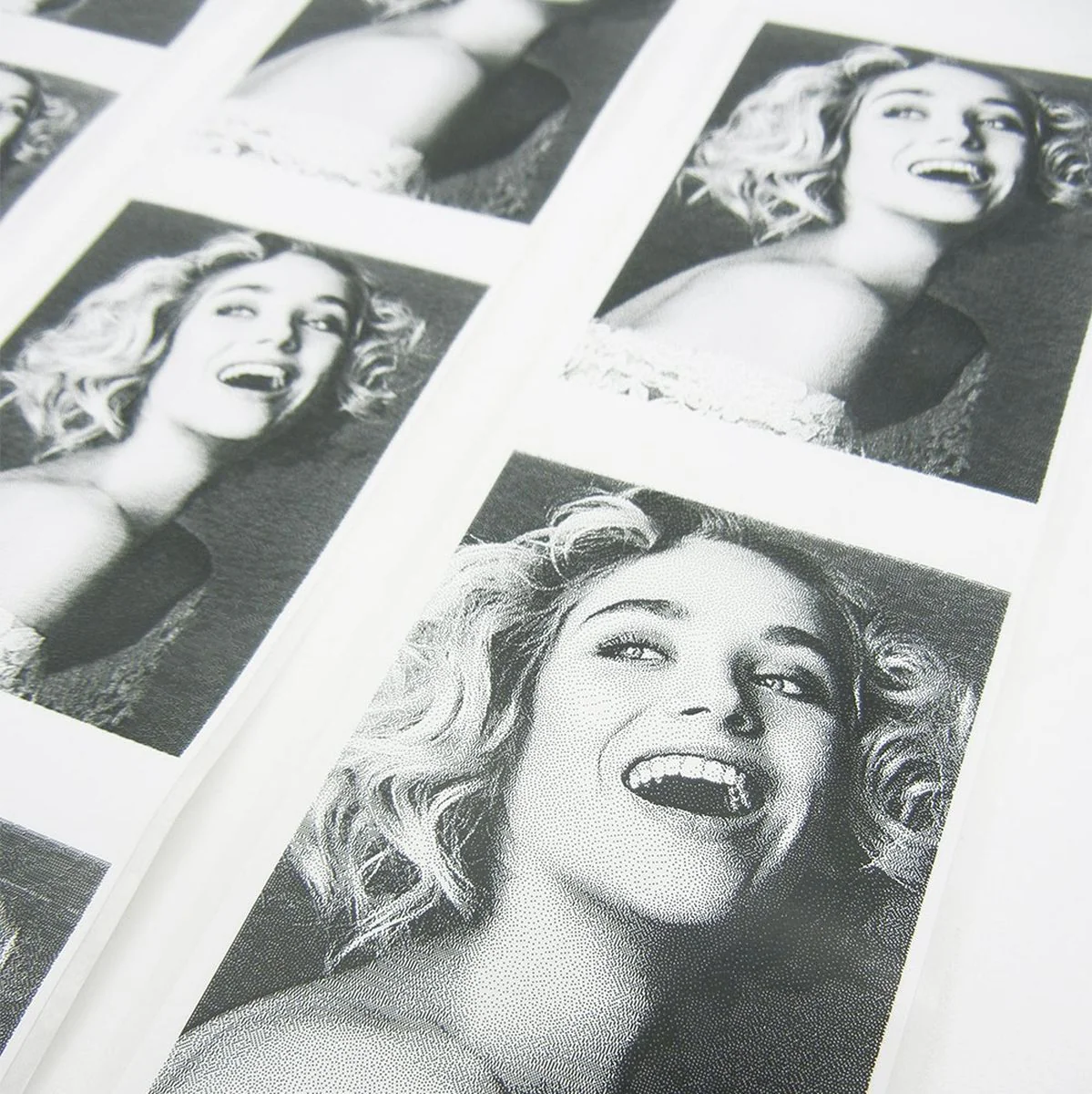 Easypix Instantfun 5X Thermal Printing Paper Rolls - Image 4