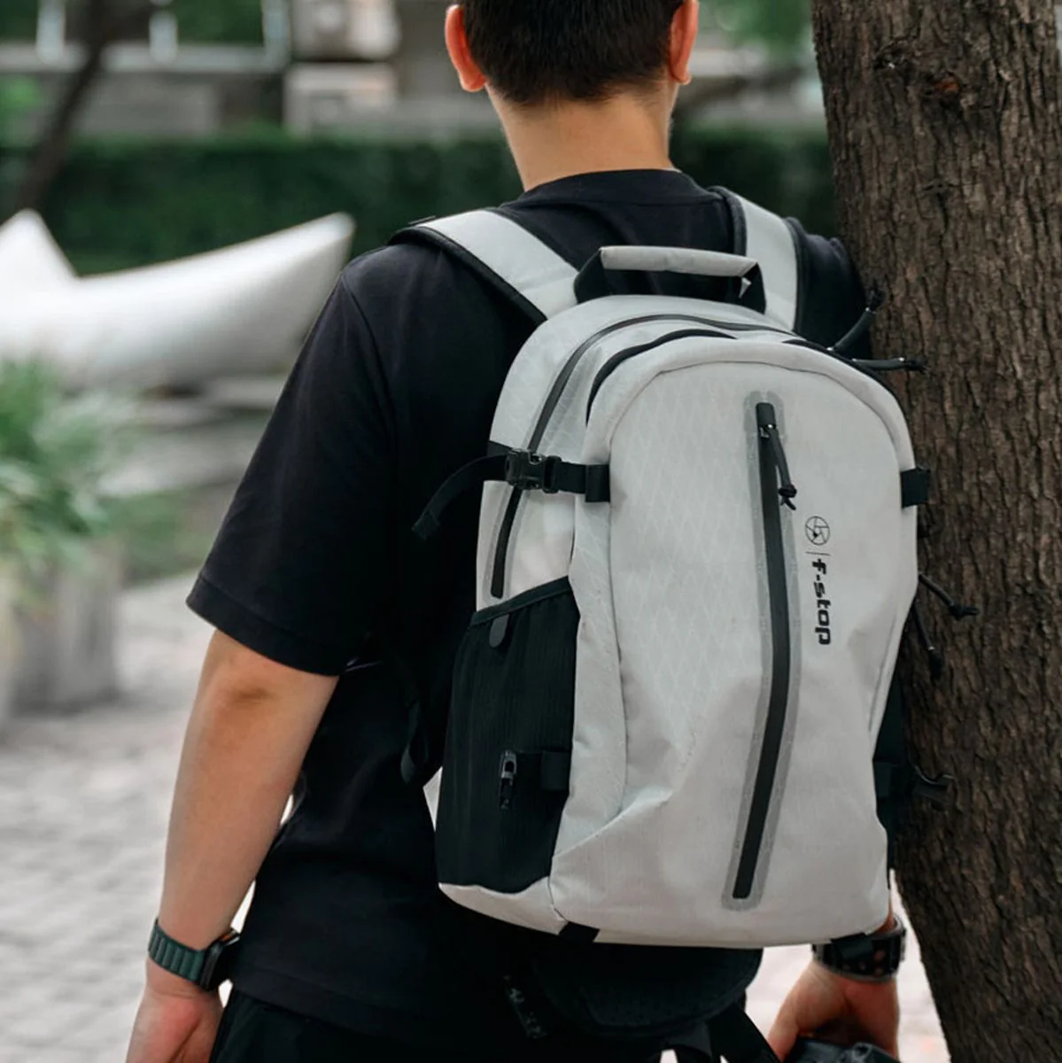 F-Stop Guru 4 Air 24 Liter Backpack Male Torso Version Cypress - Image 3