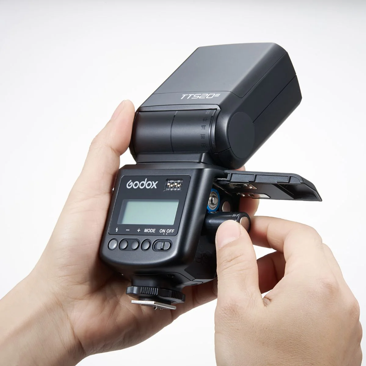 Godox TT520III Camera Flash w/ LCD Screen - Image 4