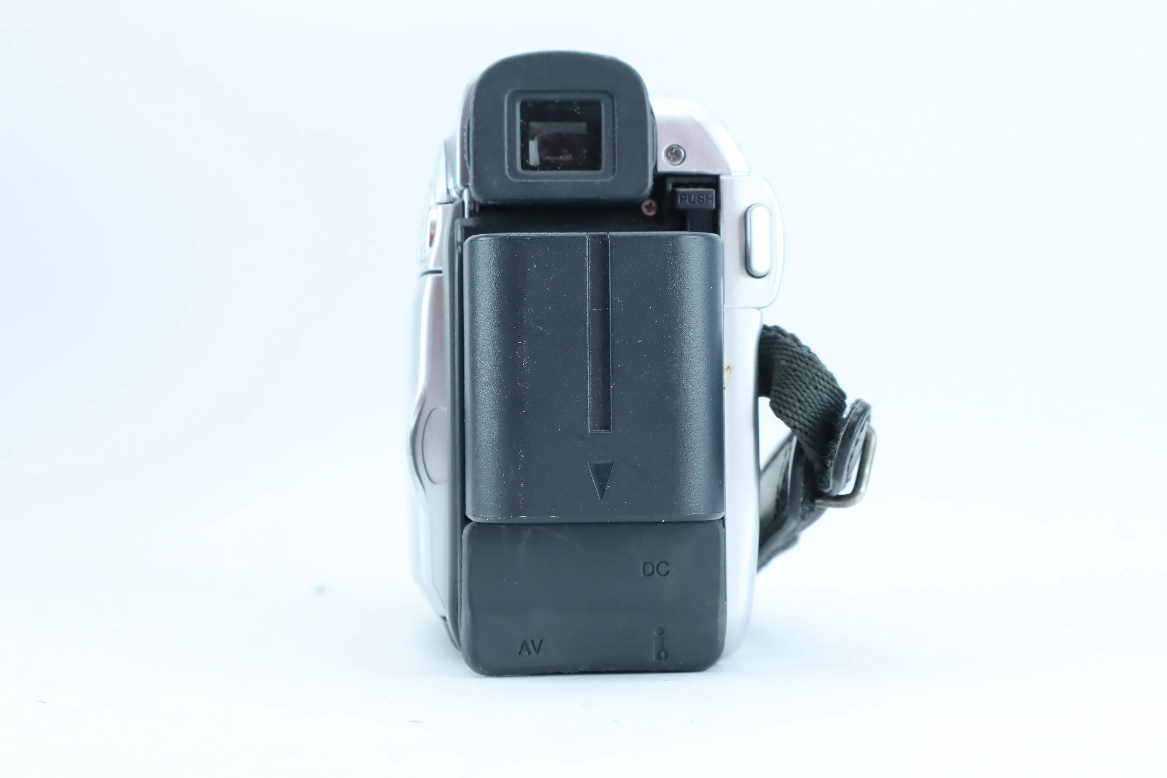 JVC GR-D239E - Image 3