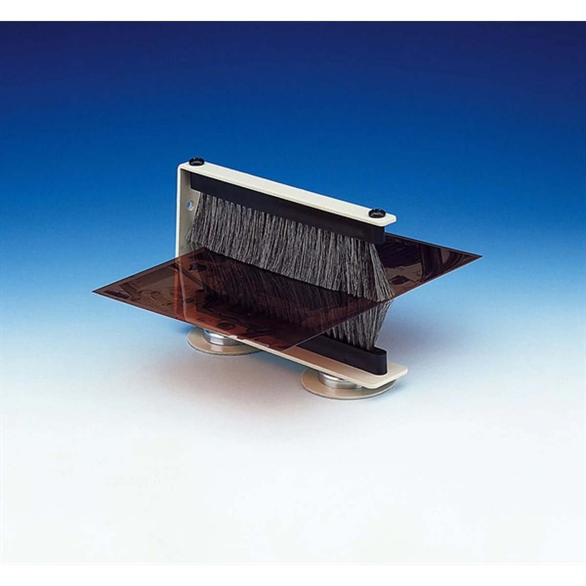 Kaiser Kinetronics Antistatic Film Cleaner 35mm - Image 3