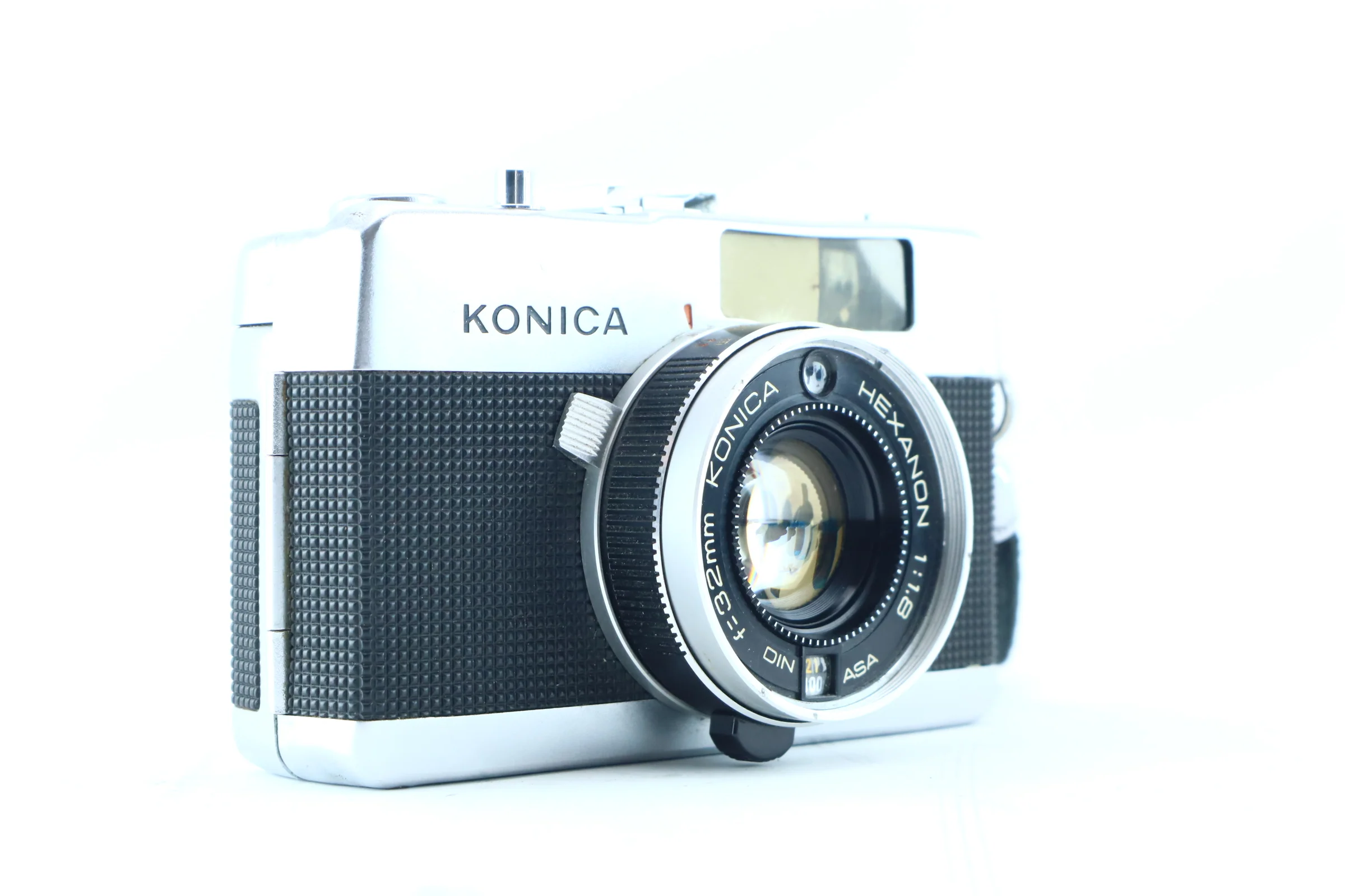 Konica Auto-Reflex with 32mm f/1.8 Hexanon