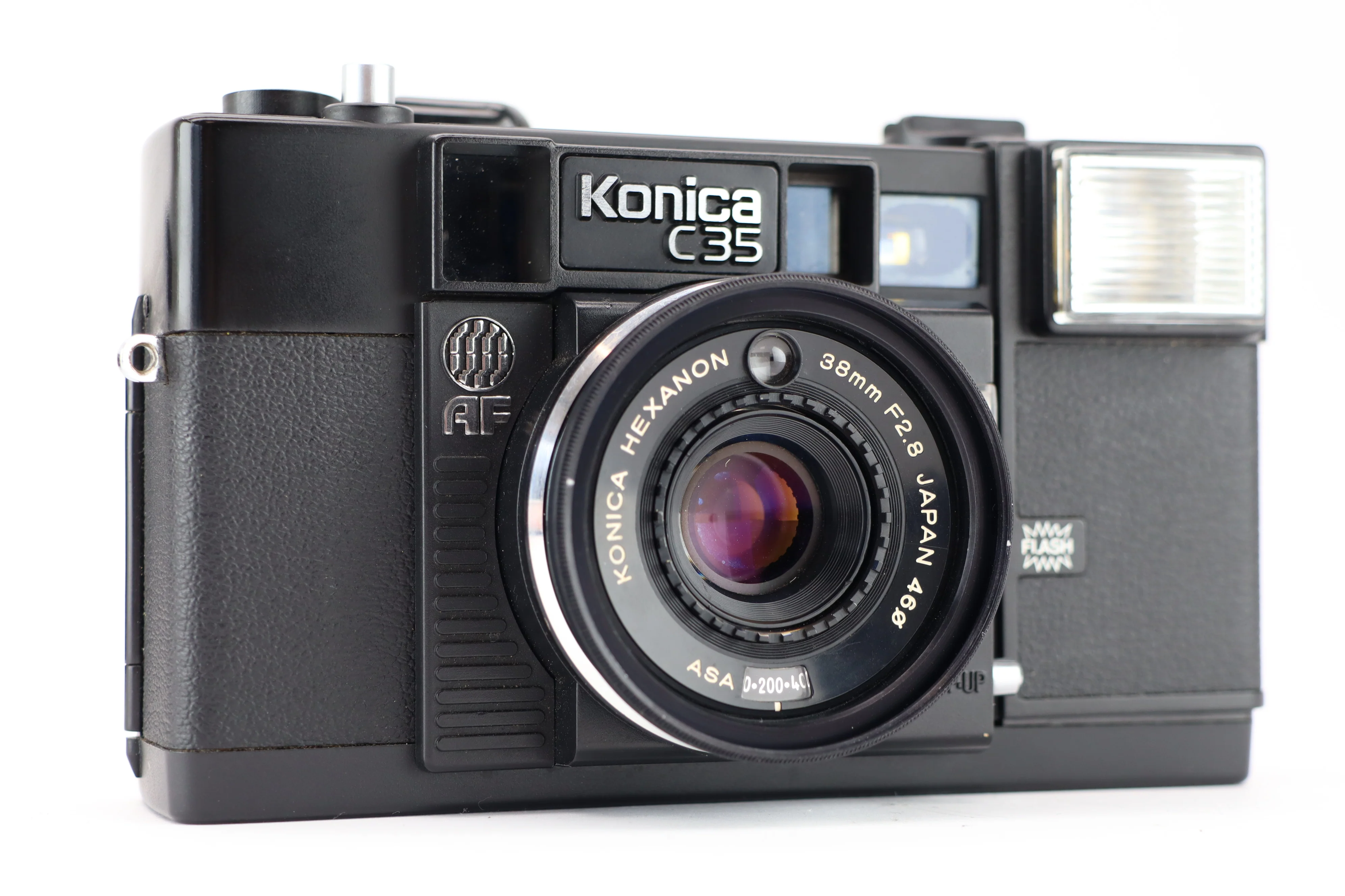 Konica C35 with Konica Hexanon 38mm F2,8 lens - Image 2