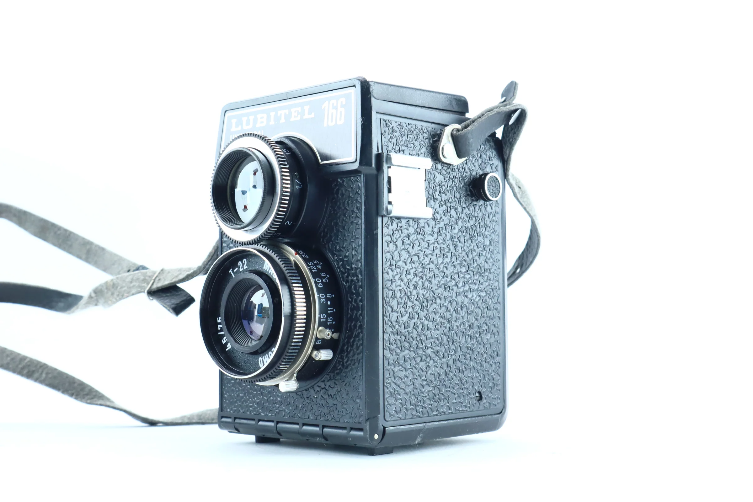 Lomo Lubitel 166 Universal with T-22 75mm f/4.5 - Image 3