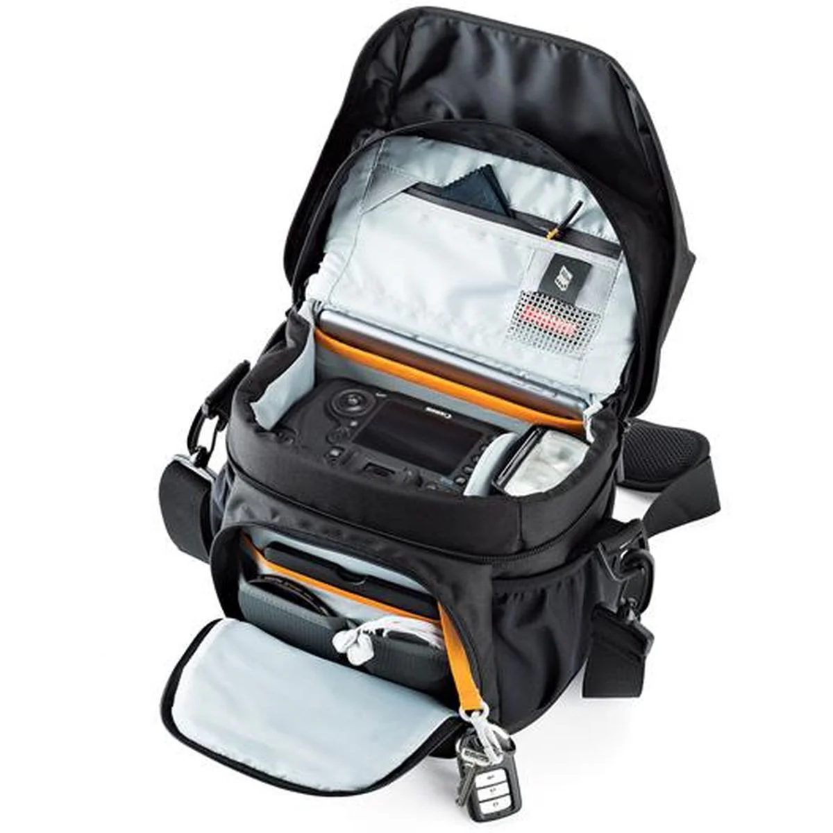 Lowepro Nova 170 AW II Black - Image 4