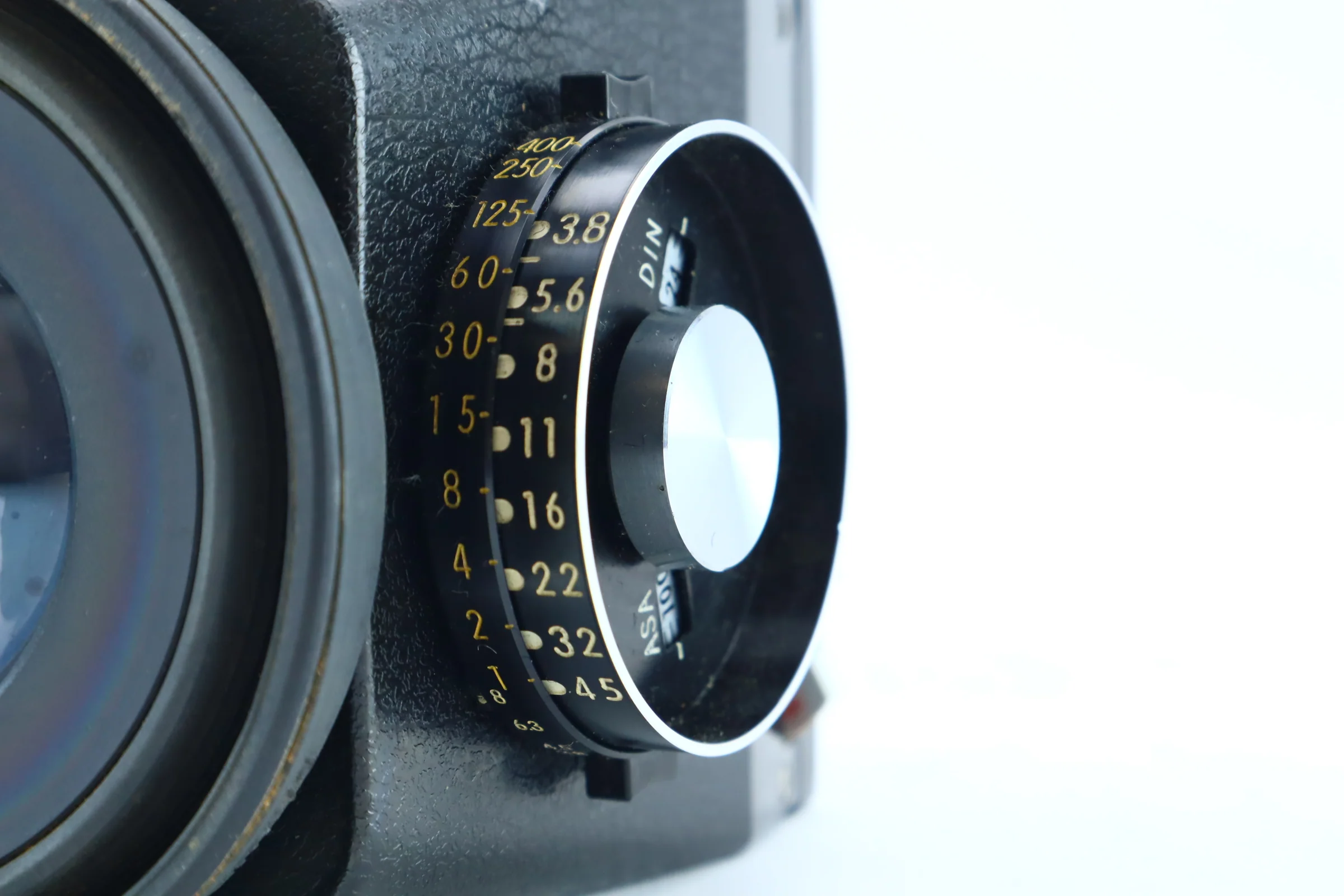 Mamiya RB67 CdS Metered Chimney Finder - Image 3
