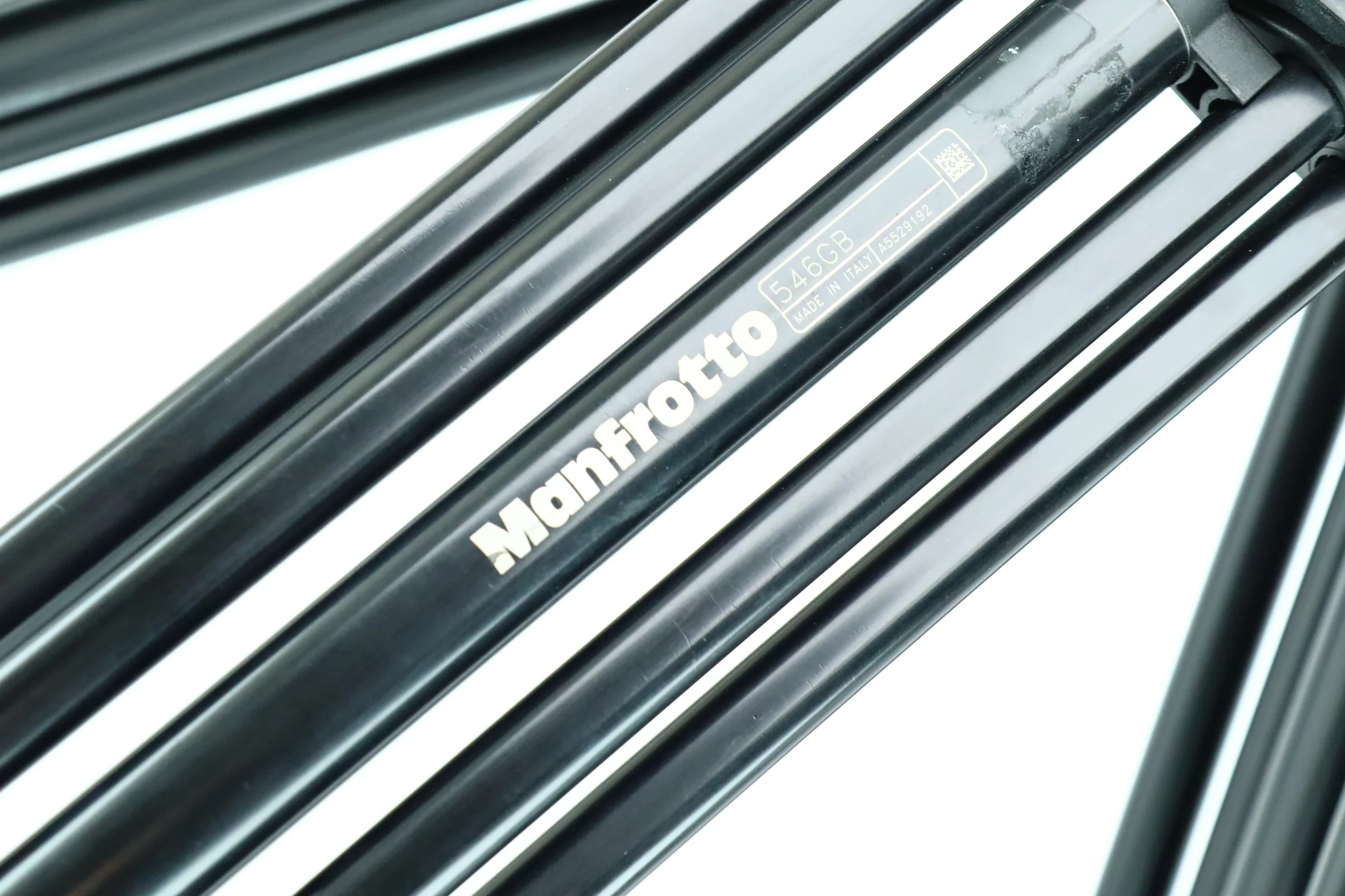 Manfrotto 546GB tripod - Image 3