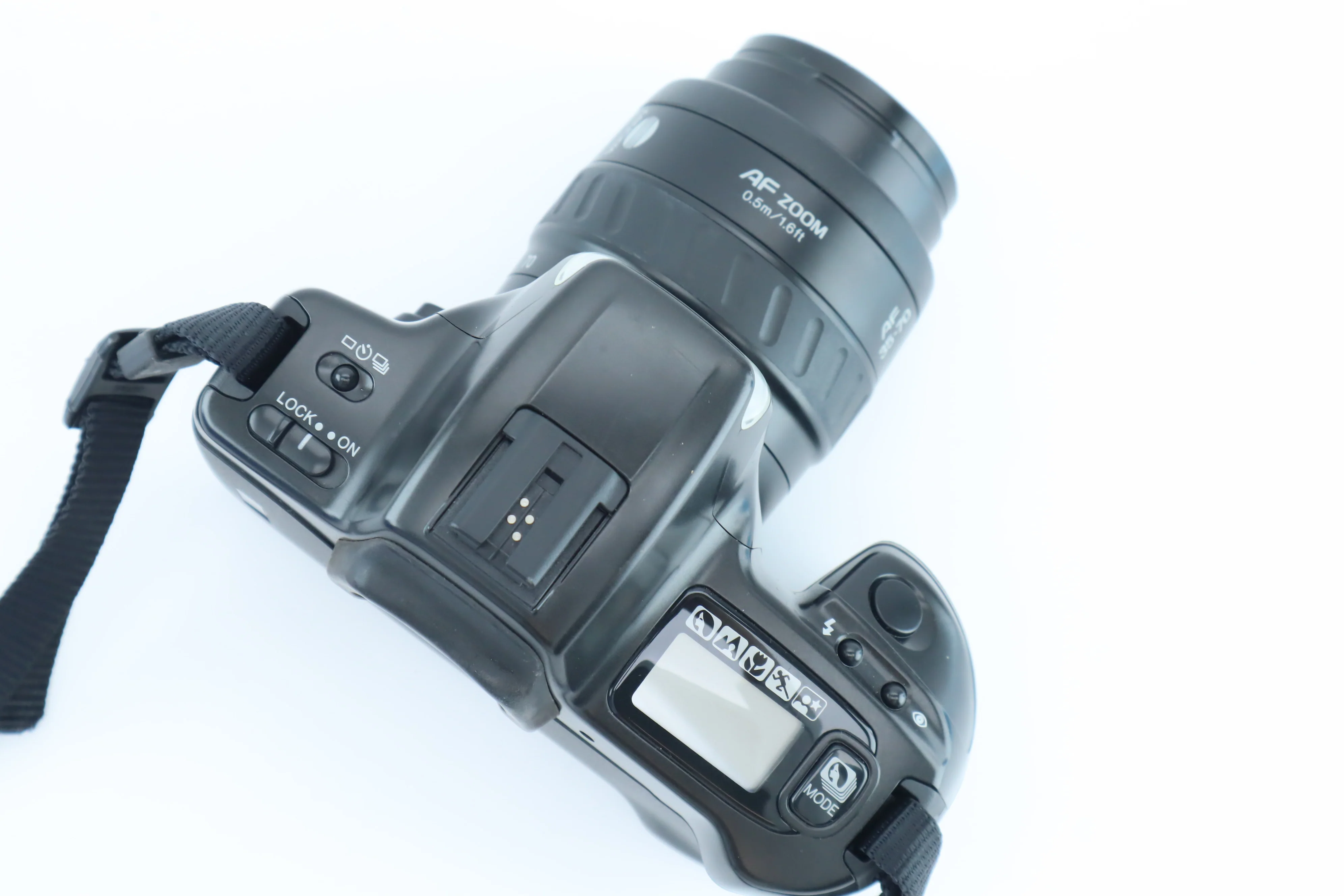 Minolta Dynax 300si with AF 35-70mm 3,5-4,5 - Image 5