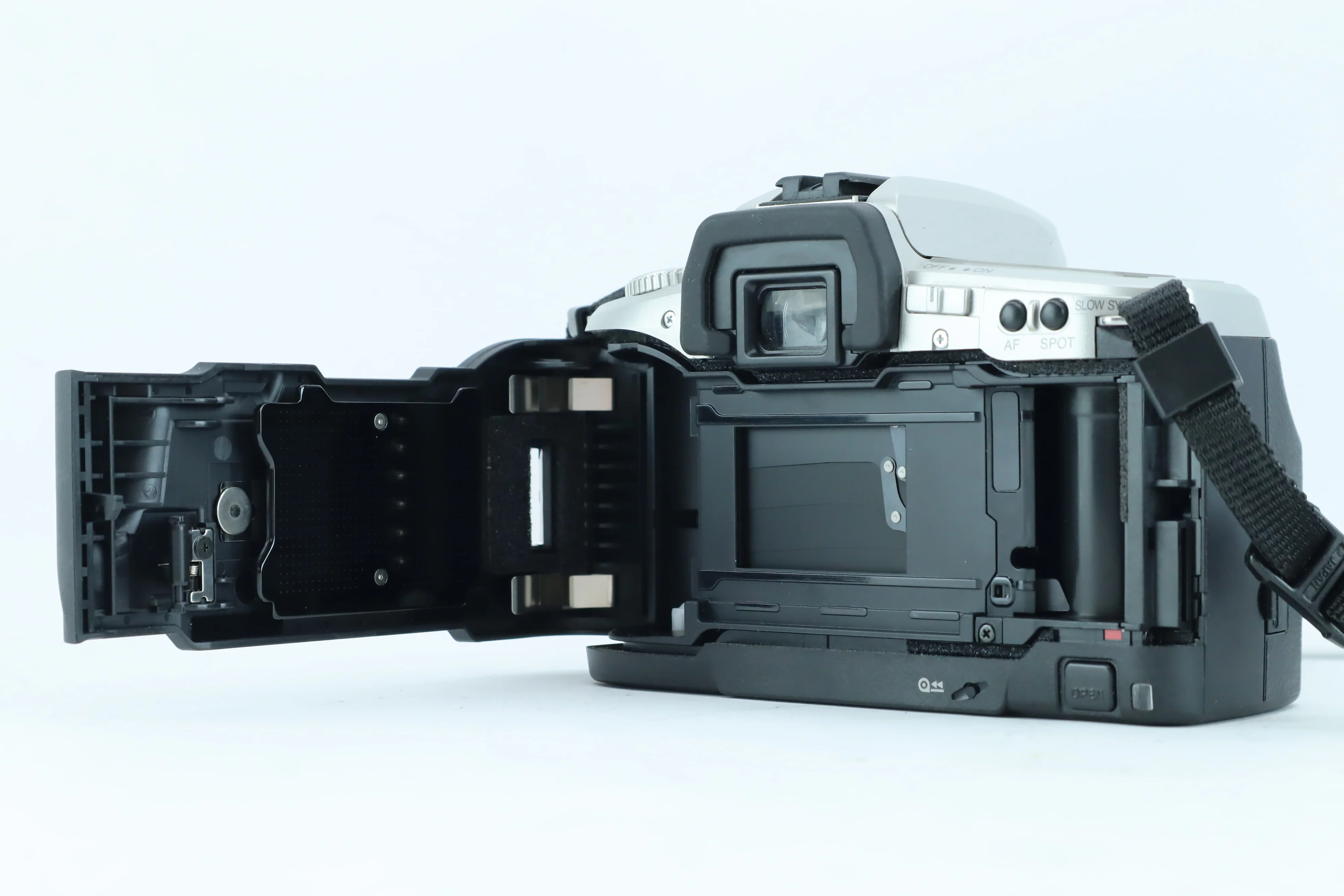 Minolta Dynax 4 | S/N: 31312501 - Image 4