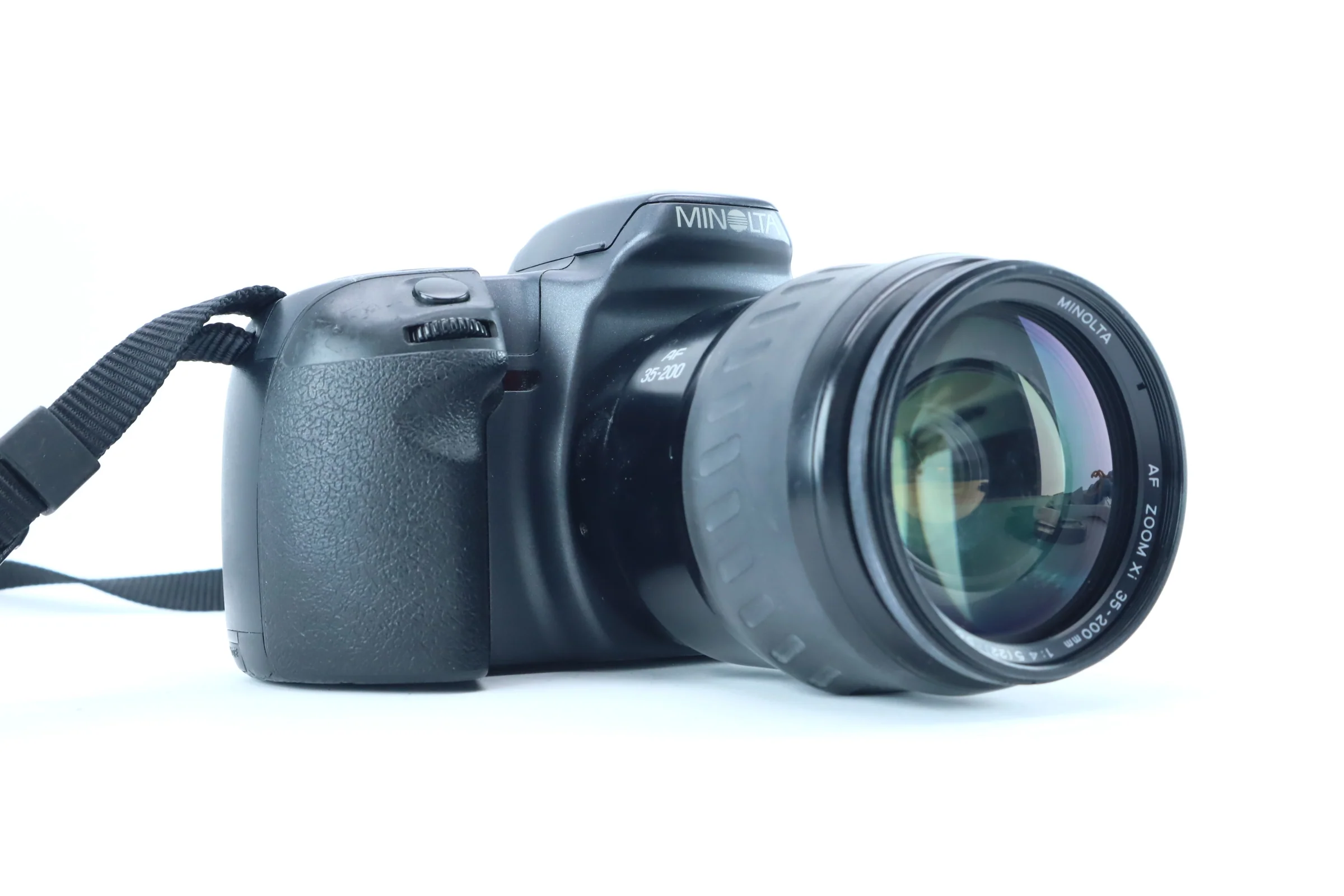 Minolta Dynax 500si Super + Zoom Xi AF 35–200mm f/4.5–5.6